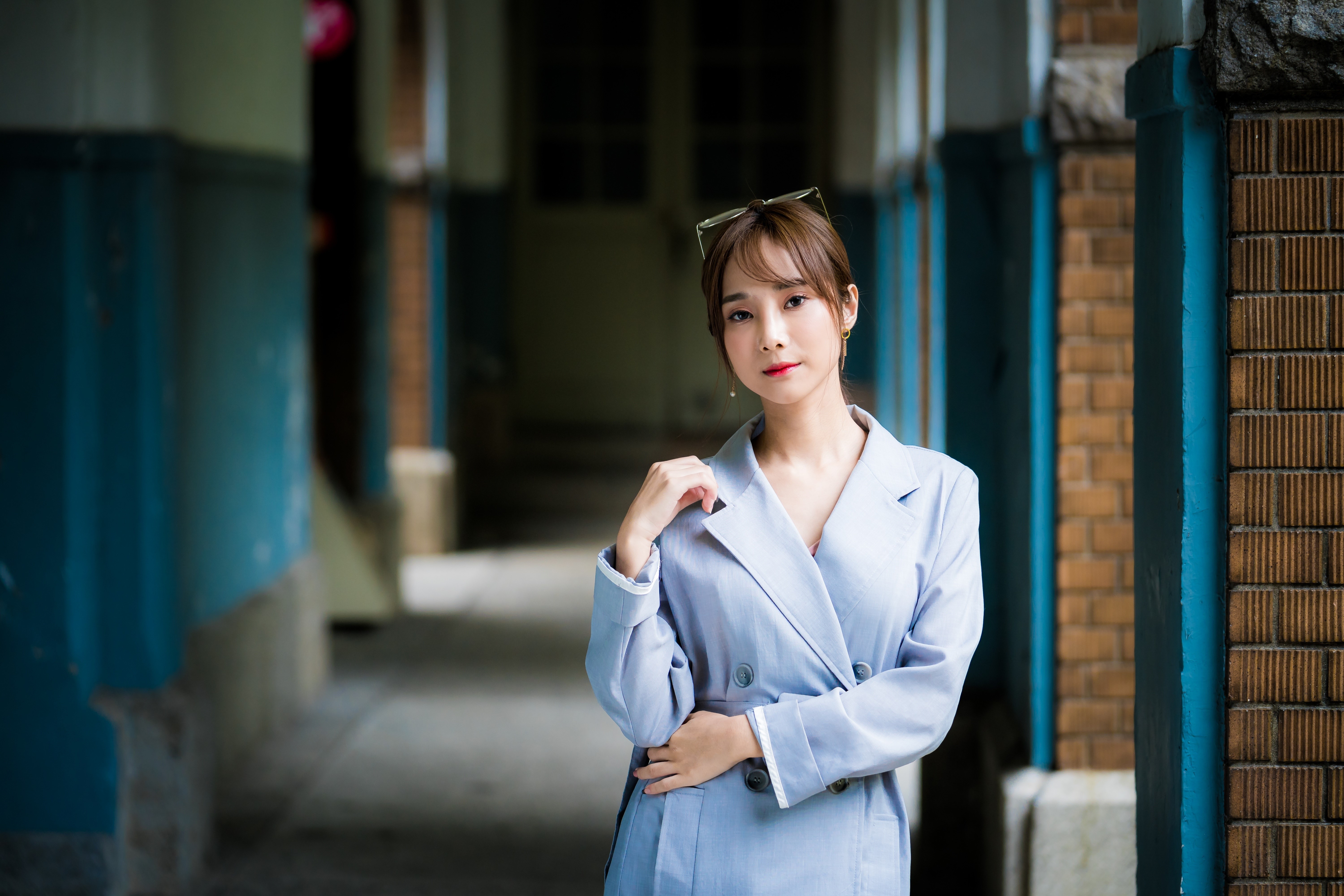 Asian woman with brown hair wearing a light blue blazer HD Wallpaper