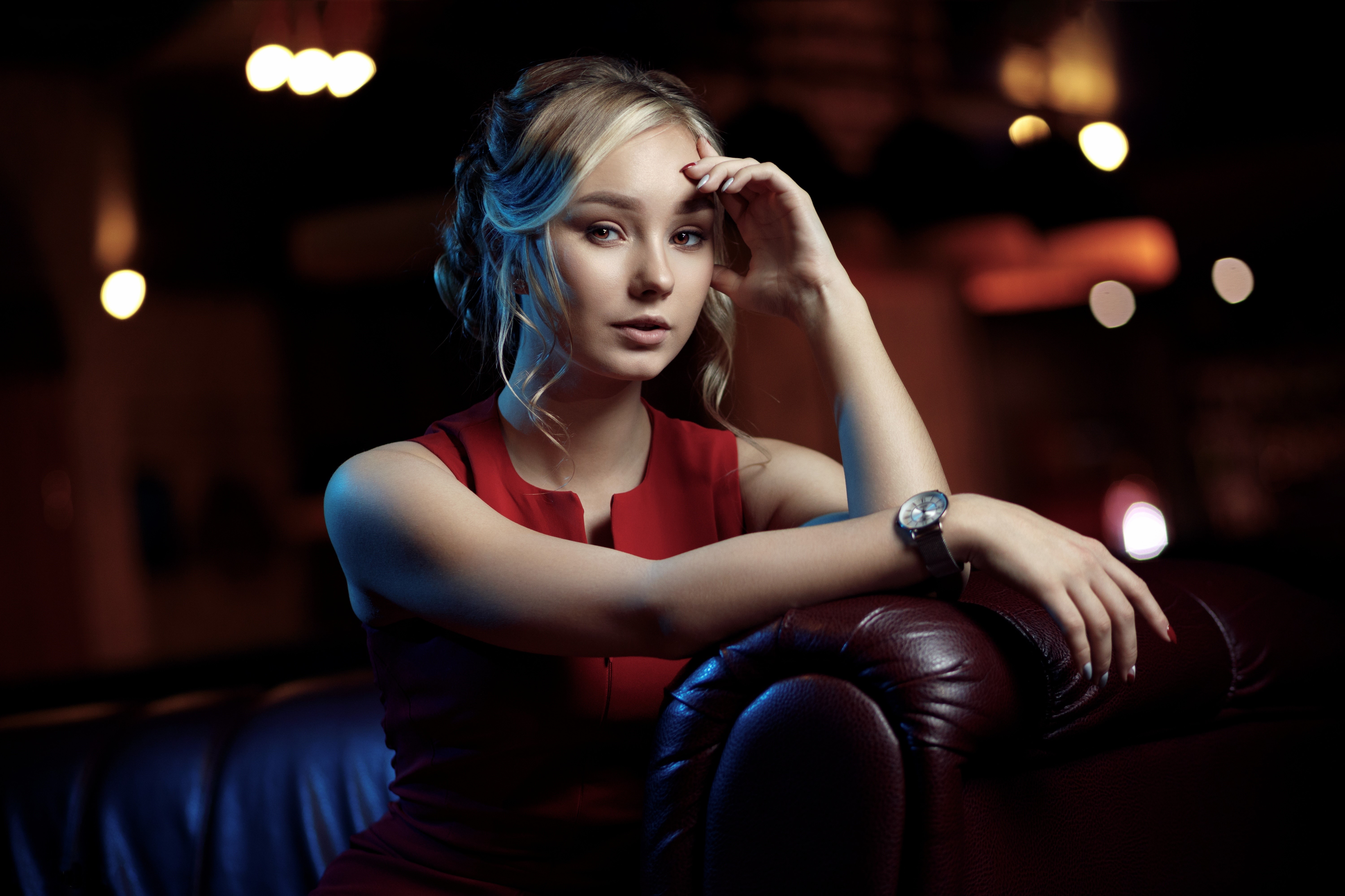 Woman in red dress with watch, bokeh background HD Wallpaper