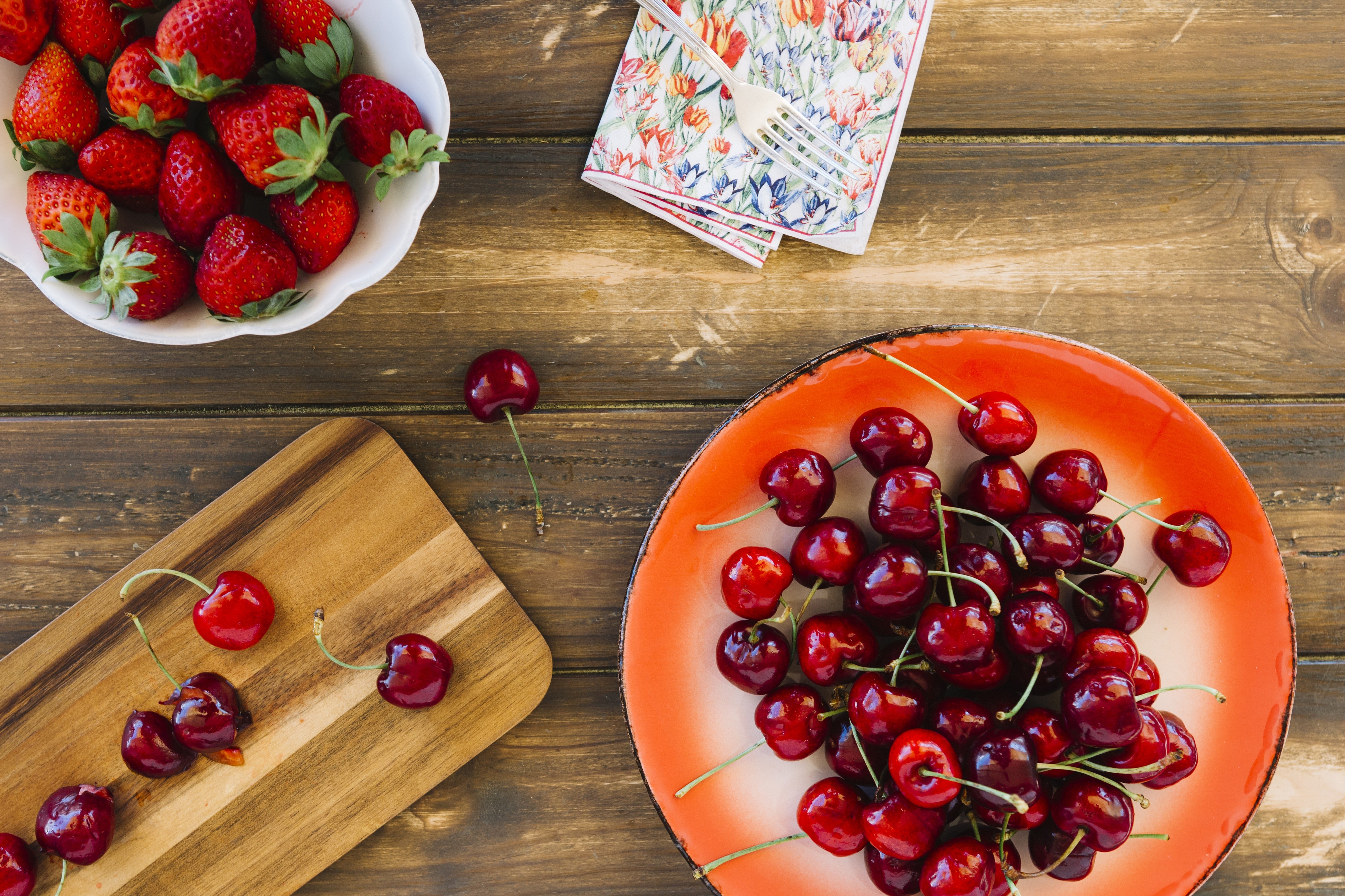 Strawberries and Cherries on Wooden Planks HD Wallpaper