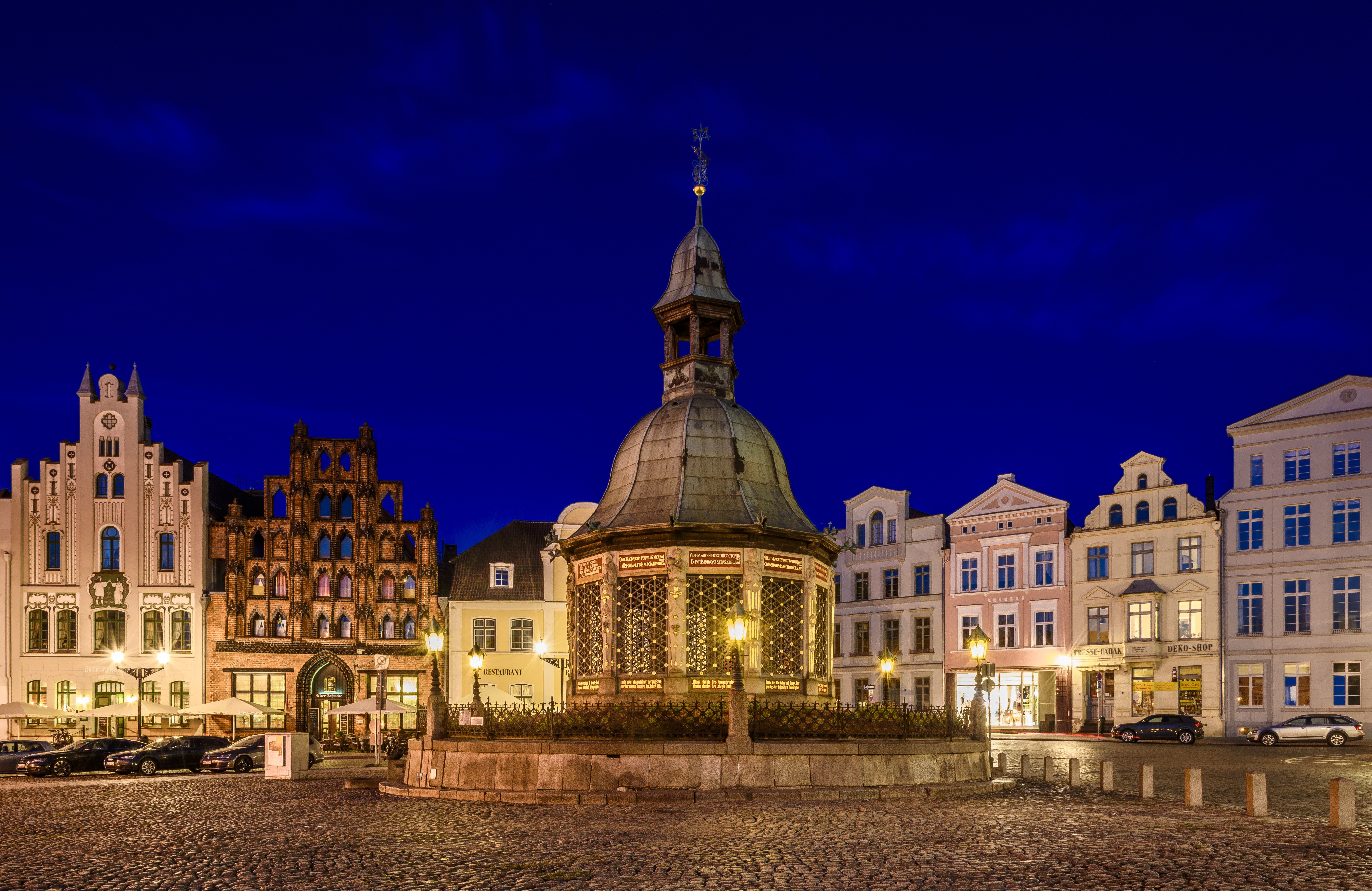 Wismar Wasserkunst Town Square at Night HD Wallpaper