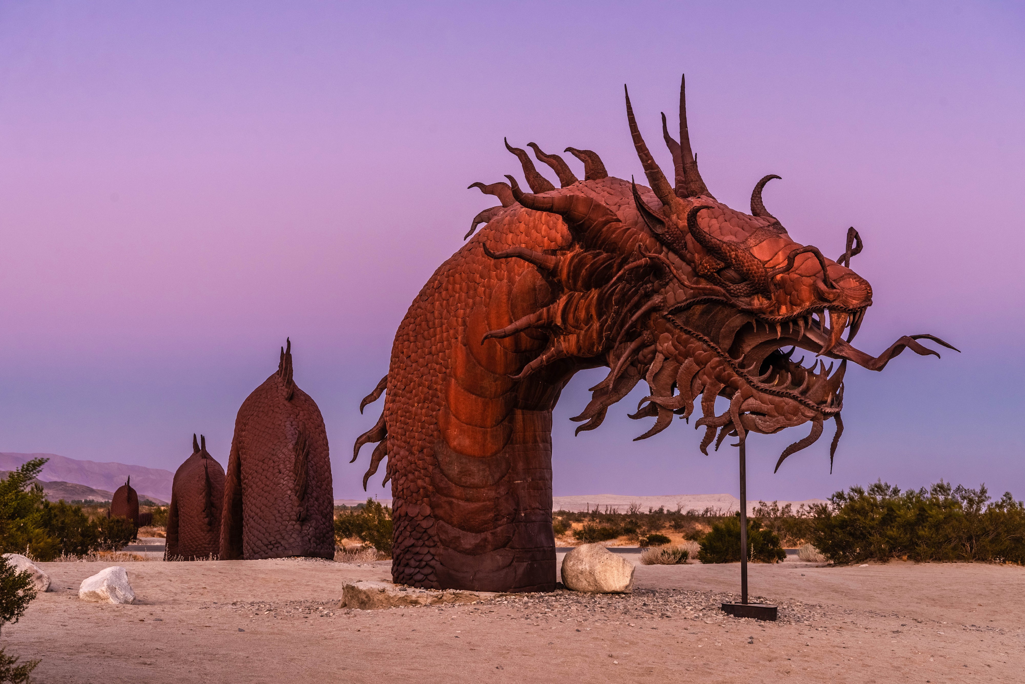 Dragon Sculpture in Anza-Borrego Desert State Park, California HD Wallpaper
