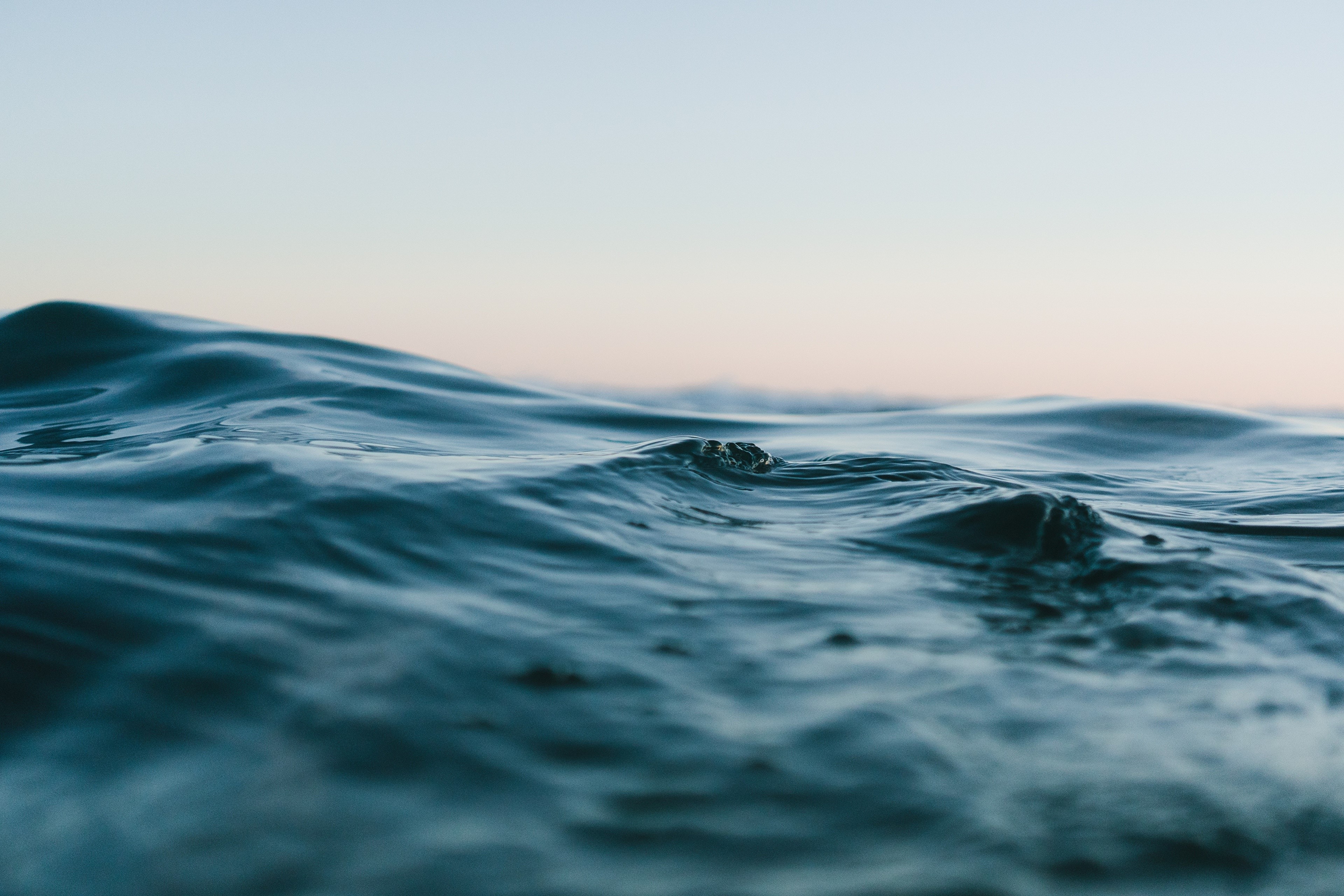 Water surface with gentle waves HD Wallpaper
