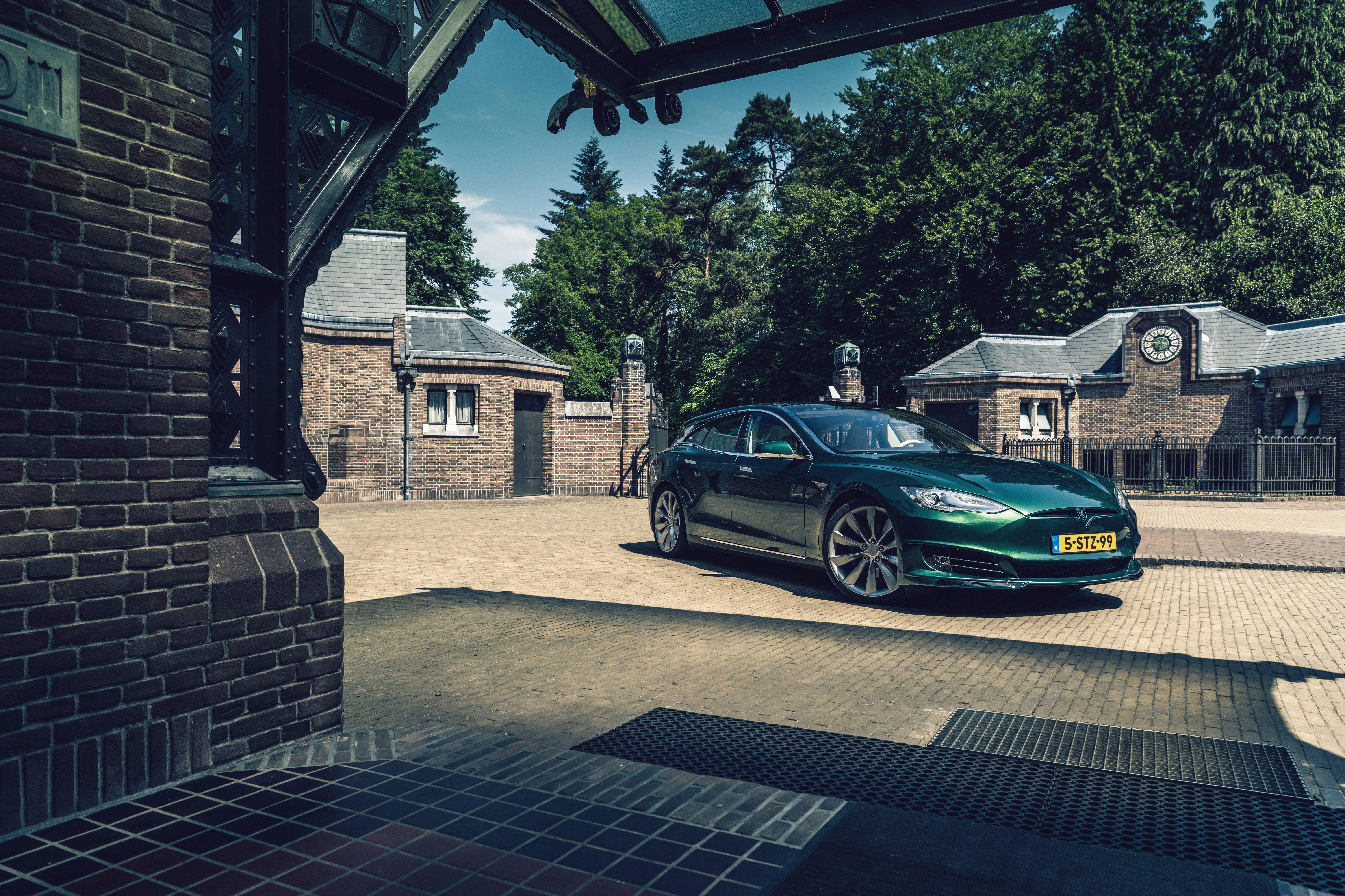 Green Tesla Model S Shooting Brake by RemetzCar HD Wallpaper