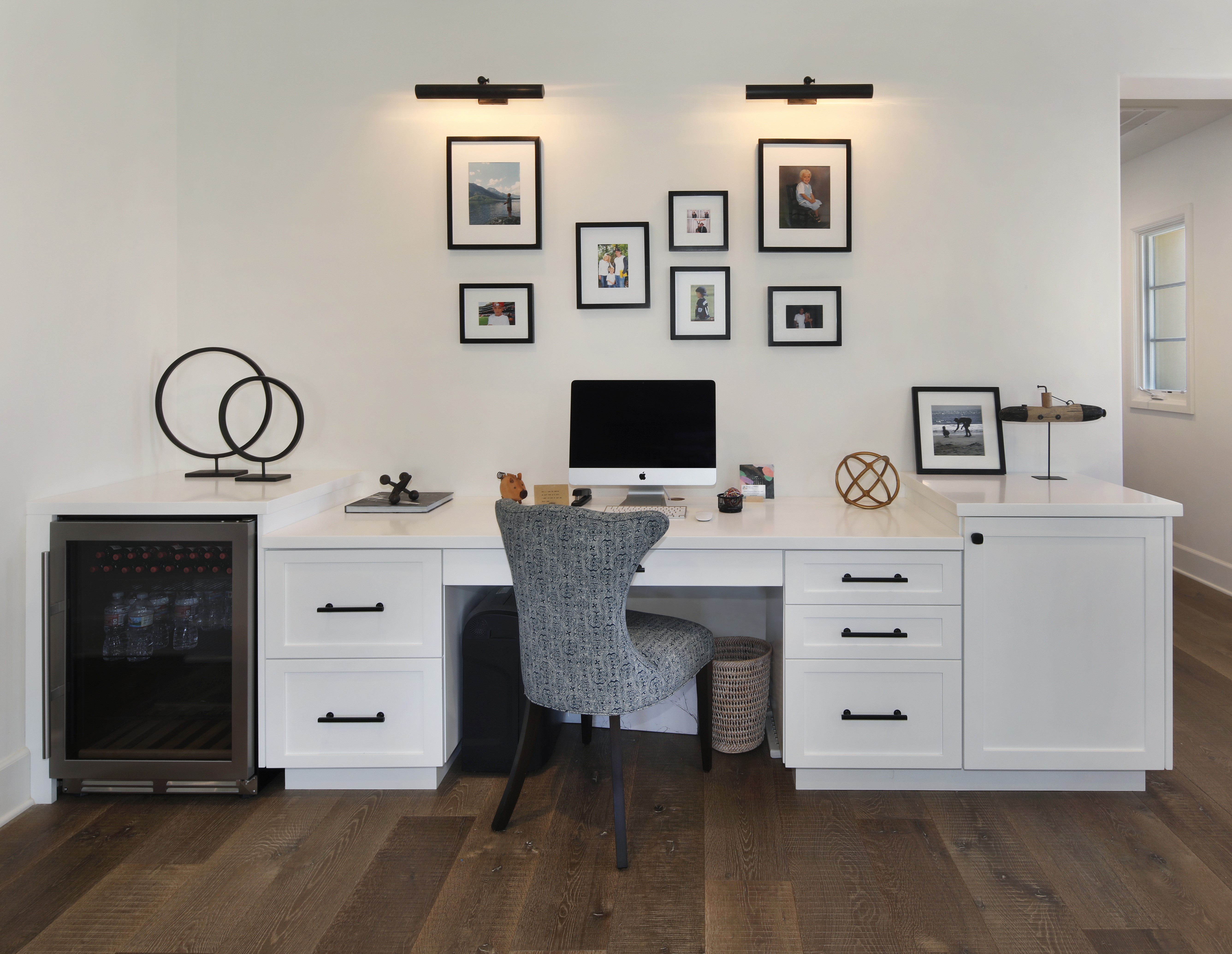 Home office with desk, computer, and wine cooler HD Wallpaper