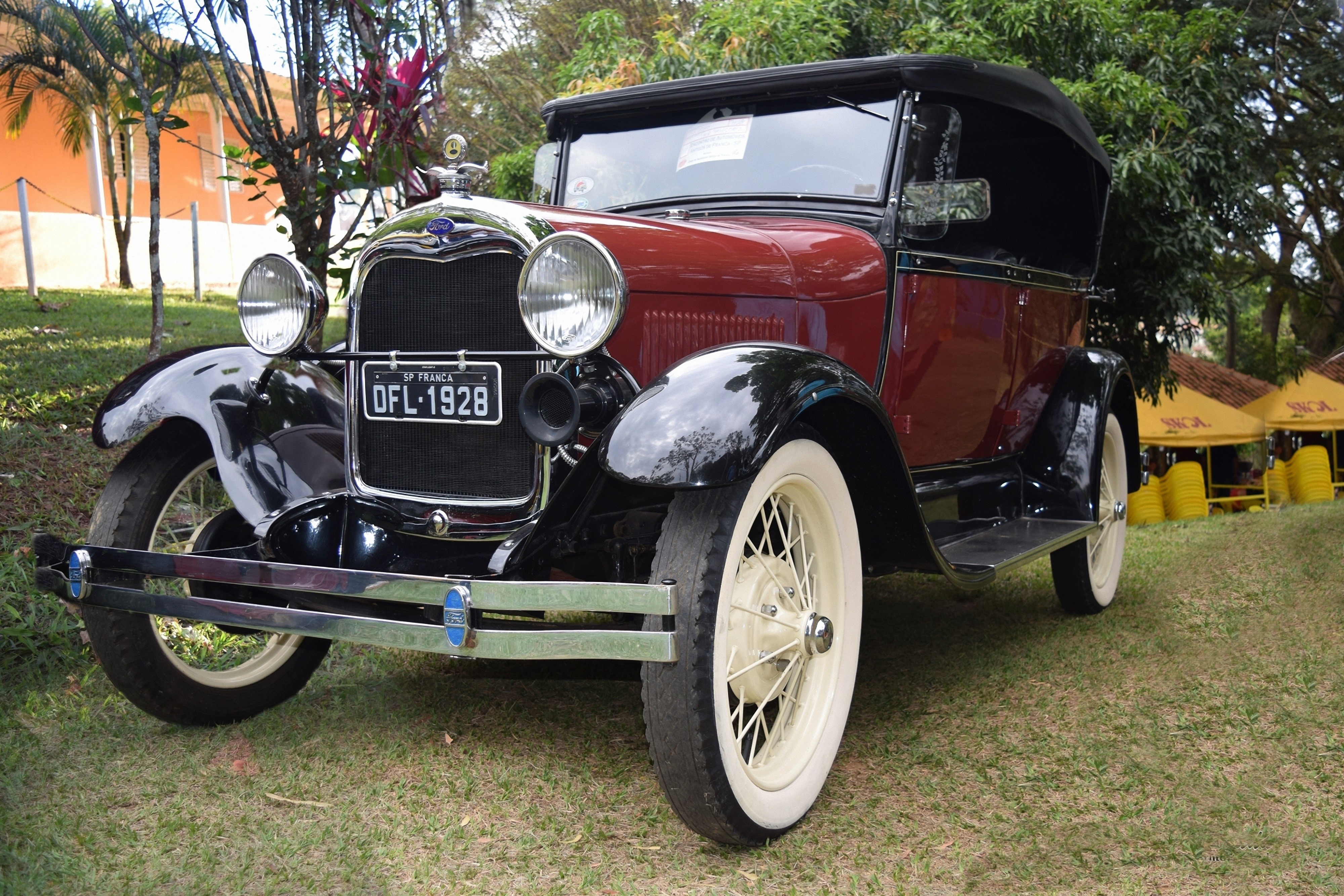 4K Retro Ford Model A HD Wallpaper
