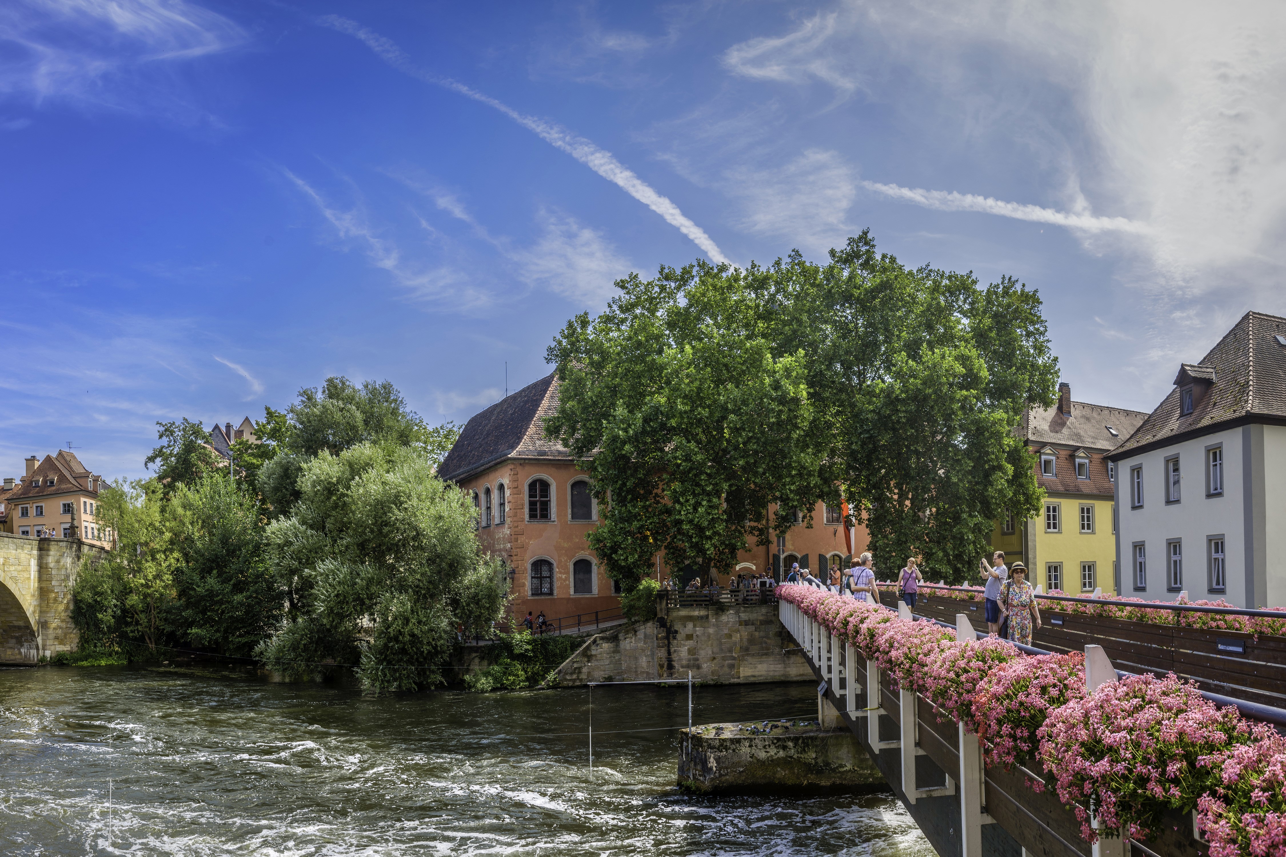 Bamberg, Germany: River, Bridge, and Buildings HD Wallpaper