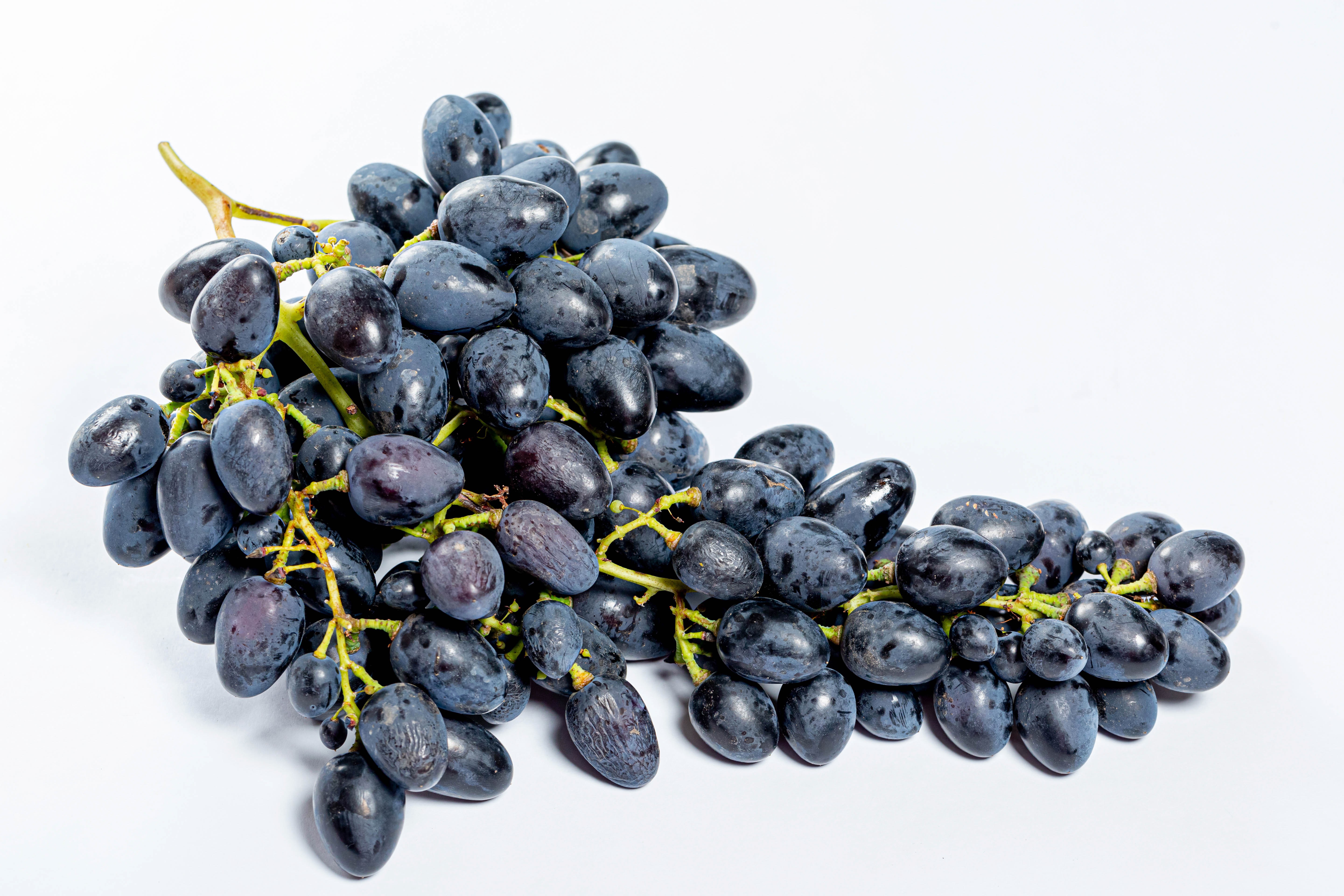 Grapes closeup on white background HD Wallpaper