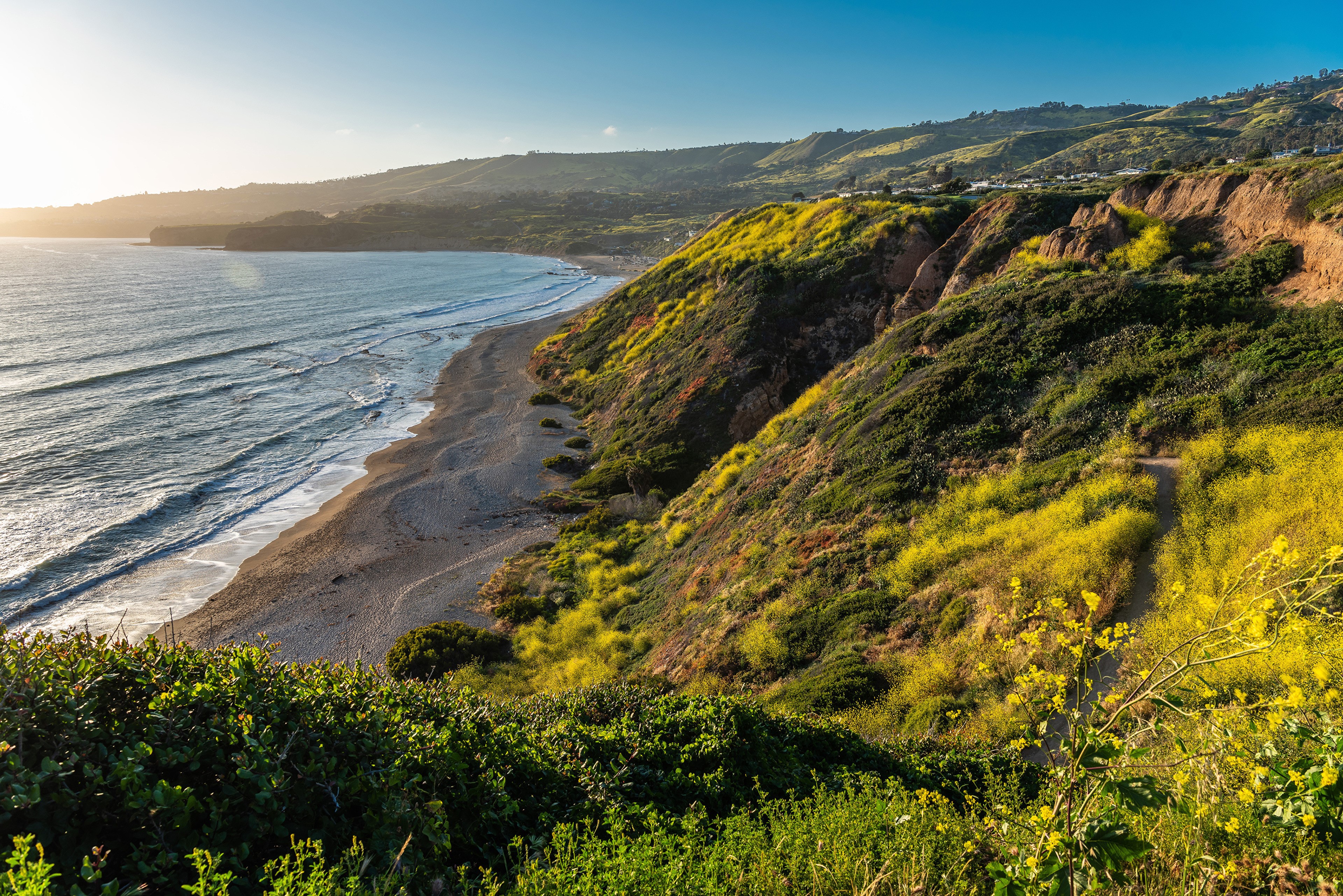 California Coastline with Ocean and Cliffs HD Wallpaper
