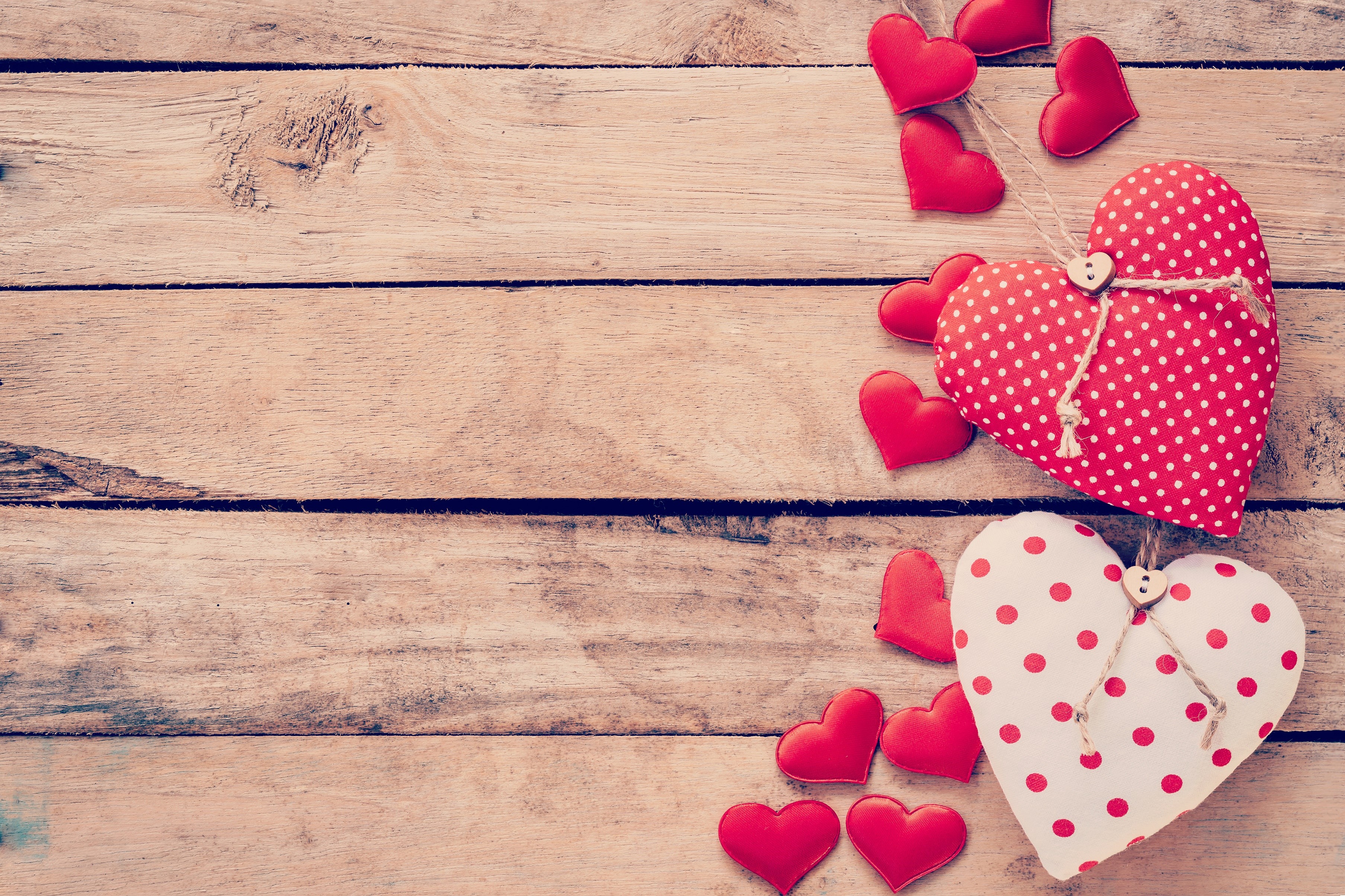 Valentine's Day hearts on wood planks HD Wallpaper