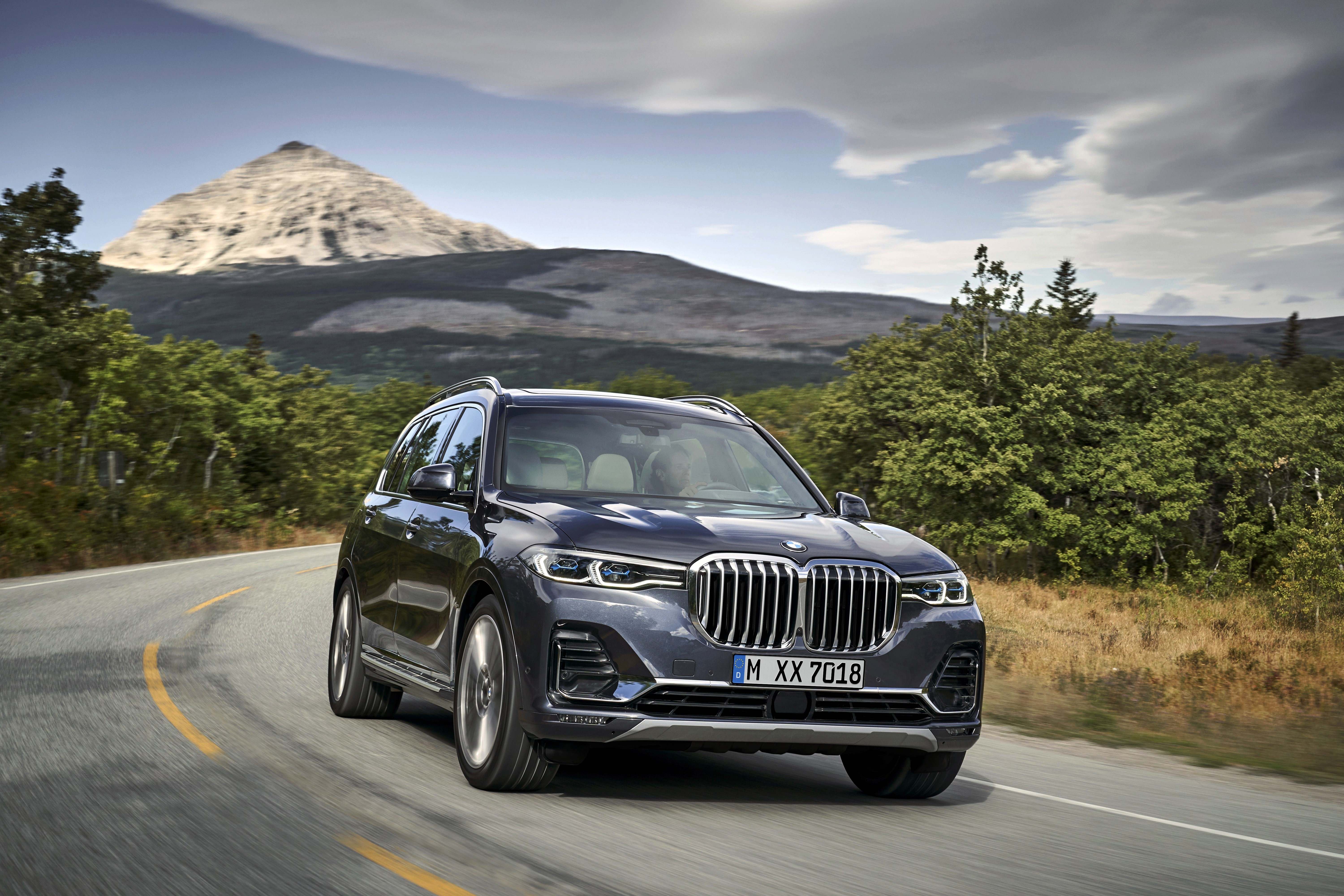 2019 BMW X7 G07 Crossover on a Mountain Road HD Wallpaper