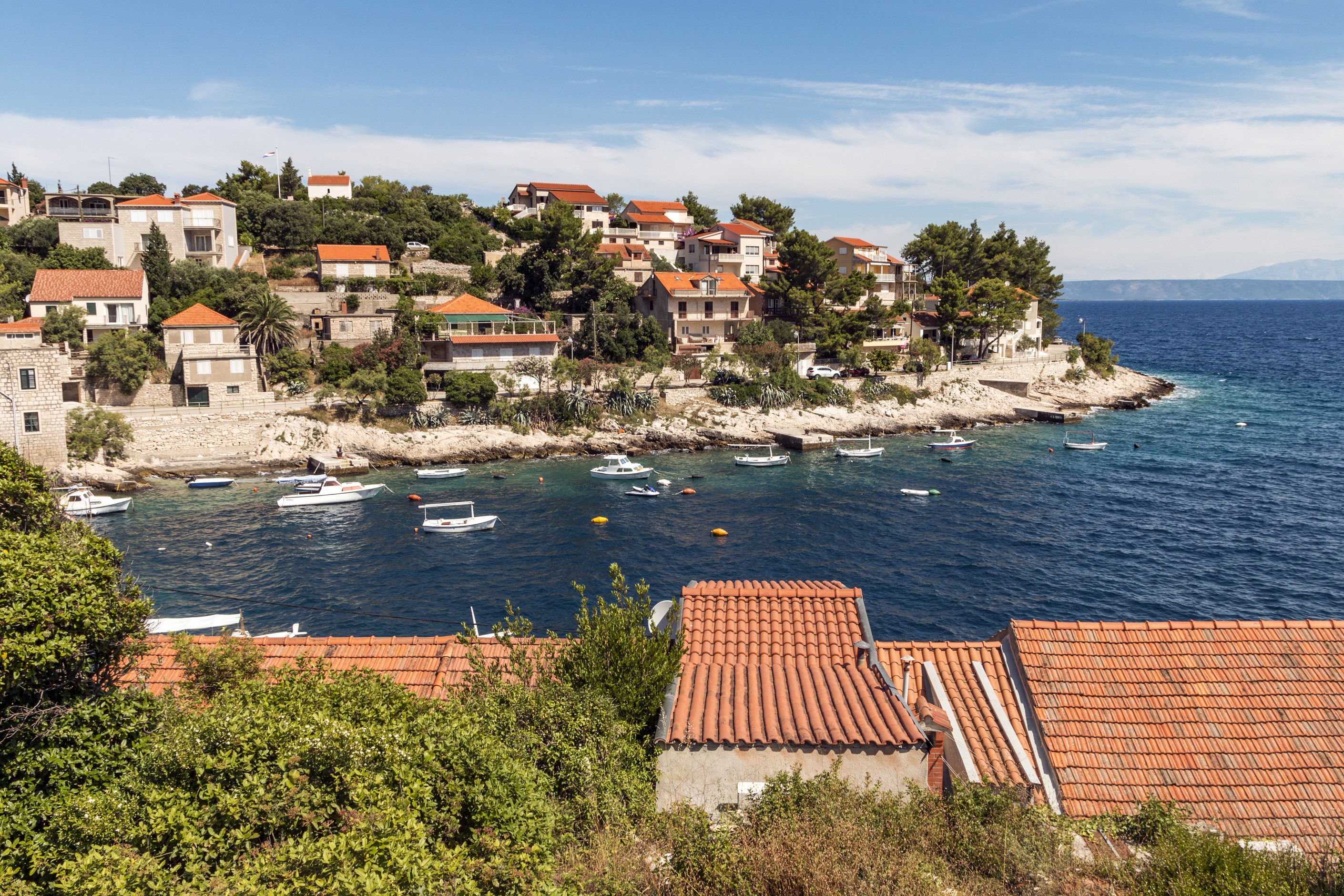 Houses and boats in a bay in Prigradica, Croatia HD Wallpaper