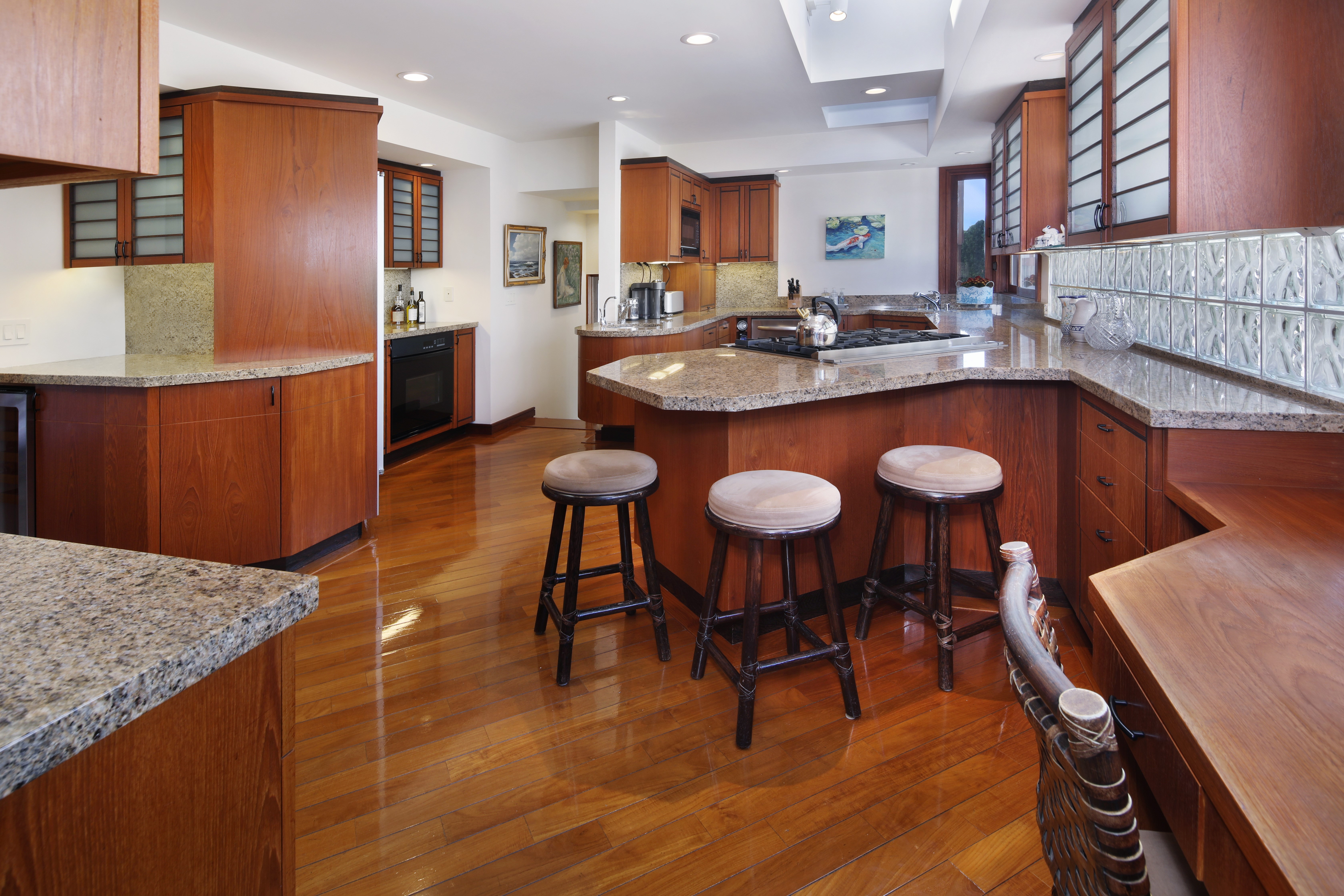 Modern Cherry Wood Kitchen with Granite Countertops and Island HD Wallpaper