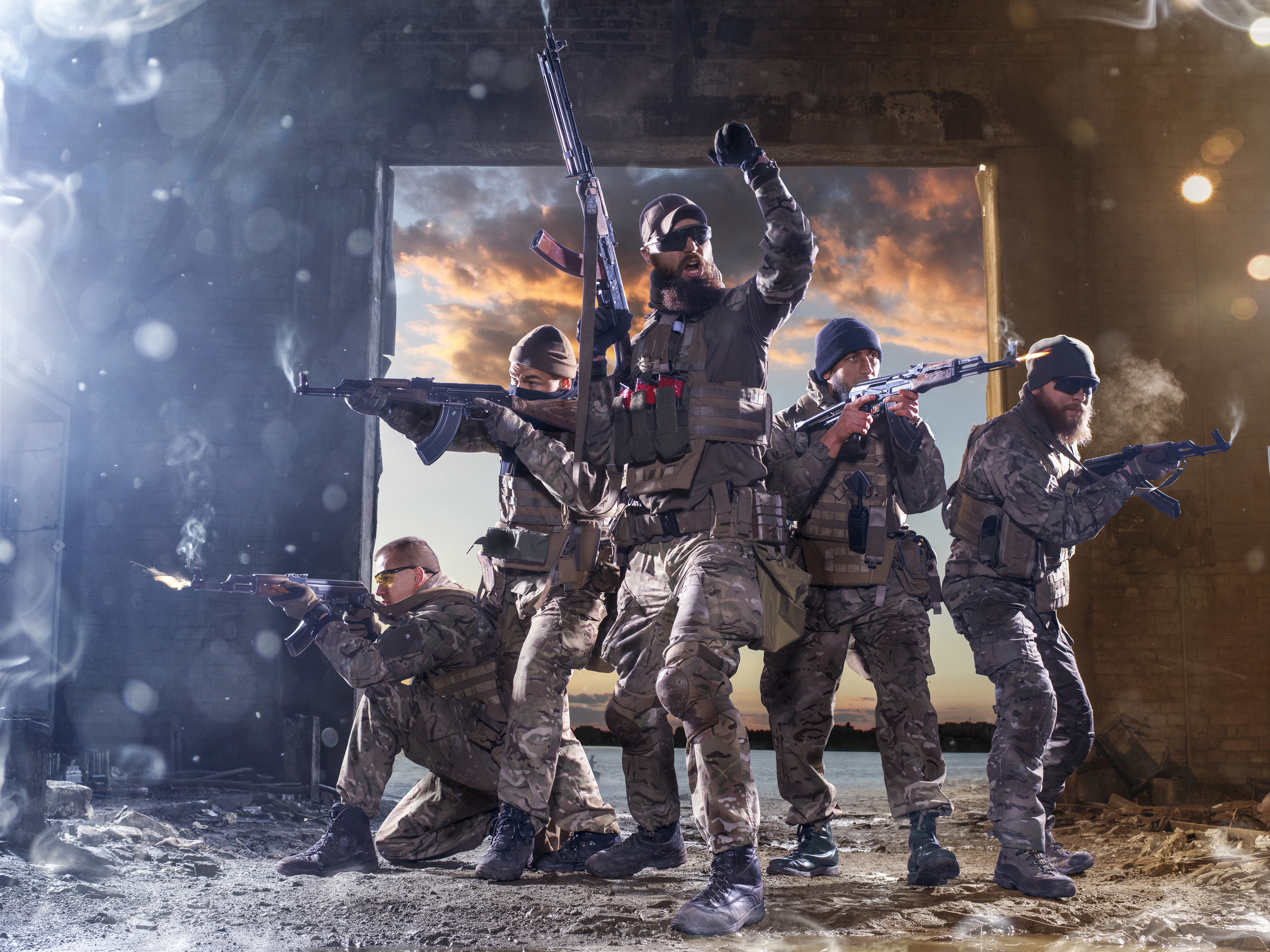 Soldiers with Assault Rifles in Ruined Building HD Wallpaper