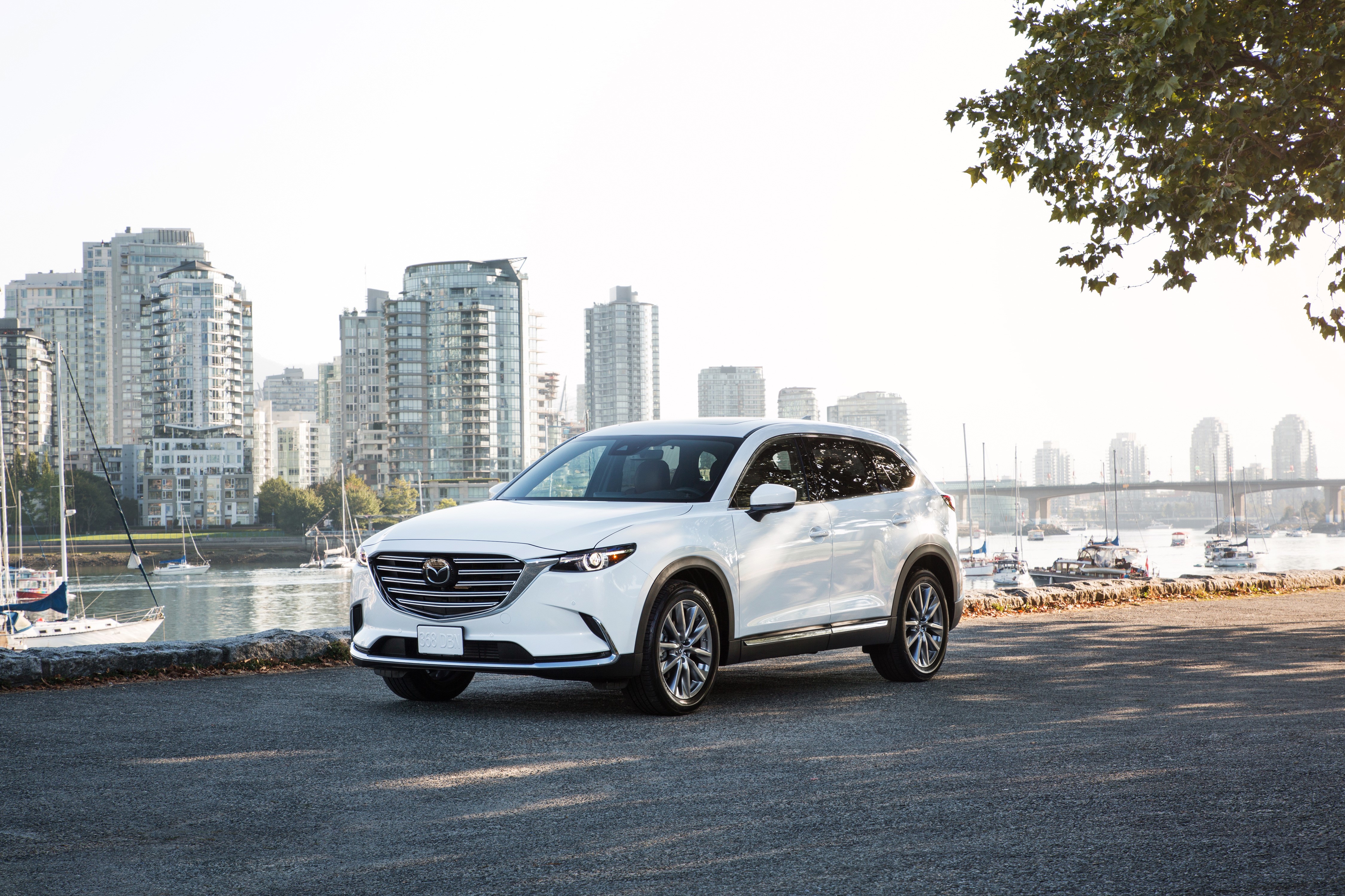 White Mazda CX-9 Metallic Crossover HD Wallpaper