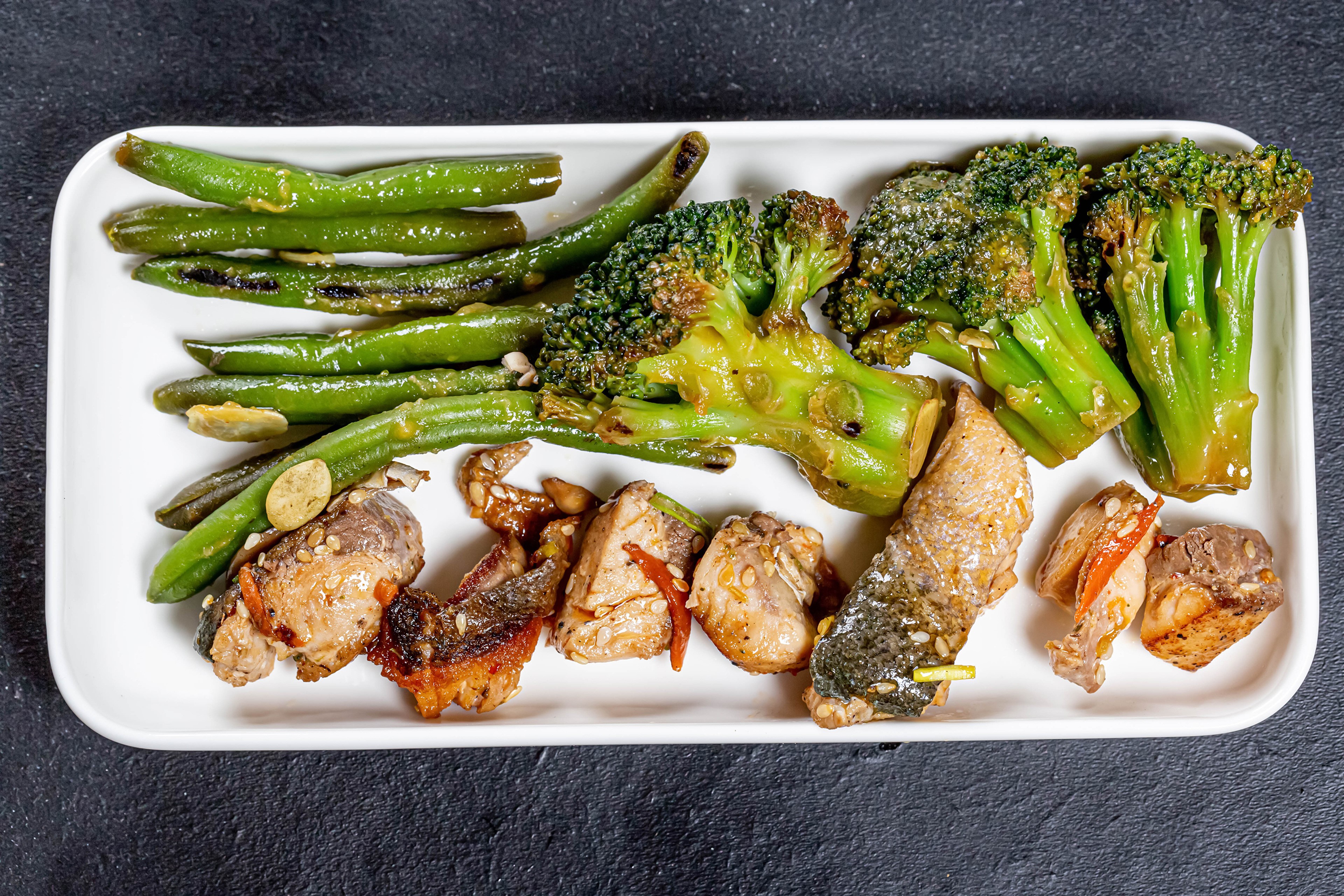 Fish and Vegetables on a Plate HD Wallpaper