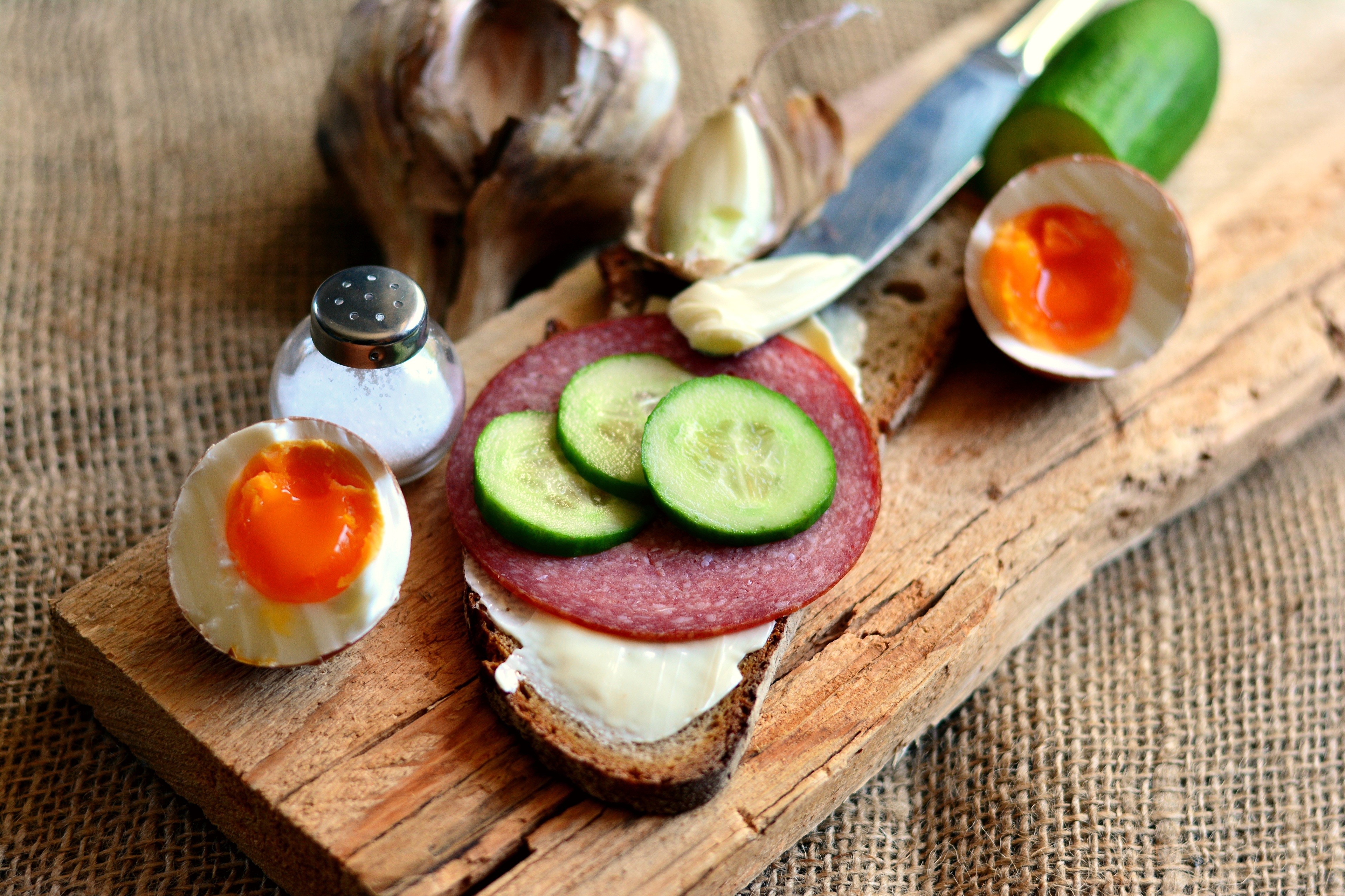 4K Sausage and Cucumber Sandwich with Boiled Eggs HD Wallpaper