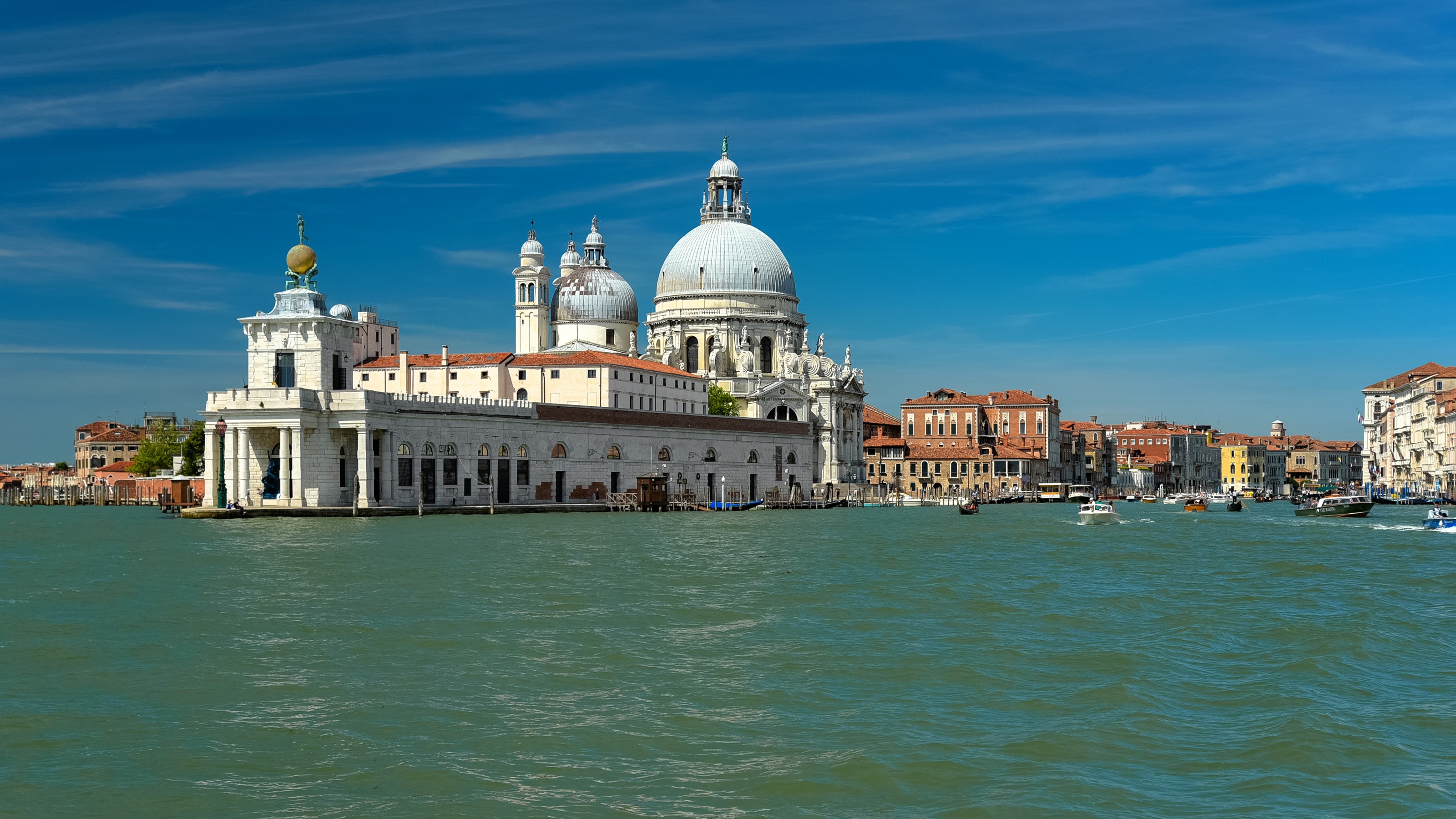 Santa Maria della Salute Basilica in Venice, Italy HD Wallpaper
