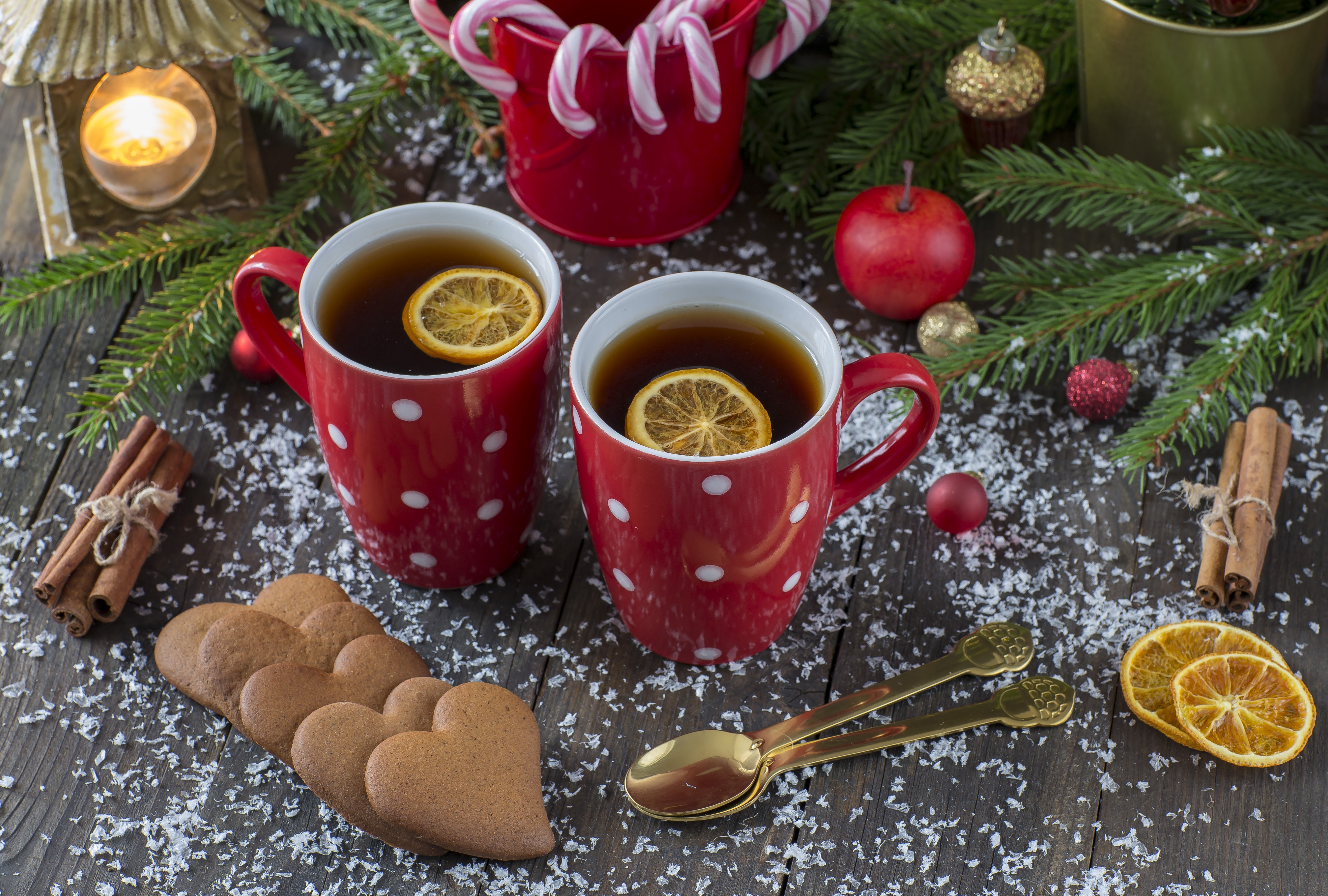 Christmas tea with heart cookies and cinnamon HD Wallpaper