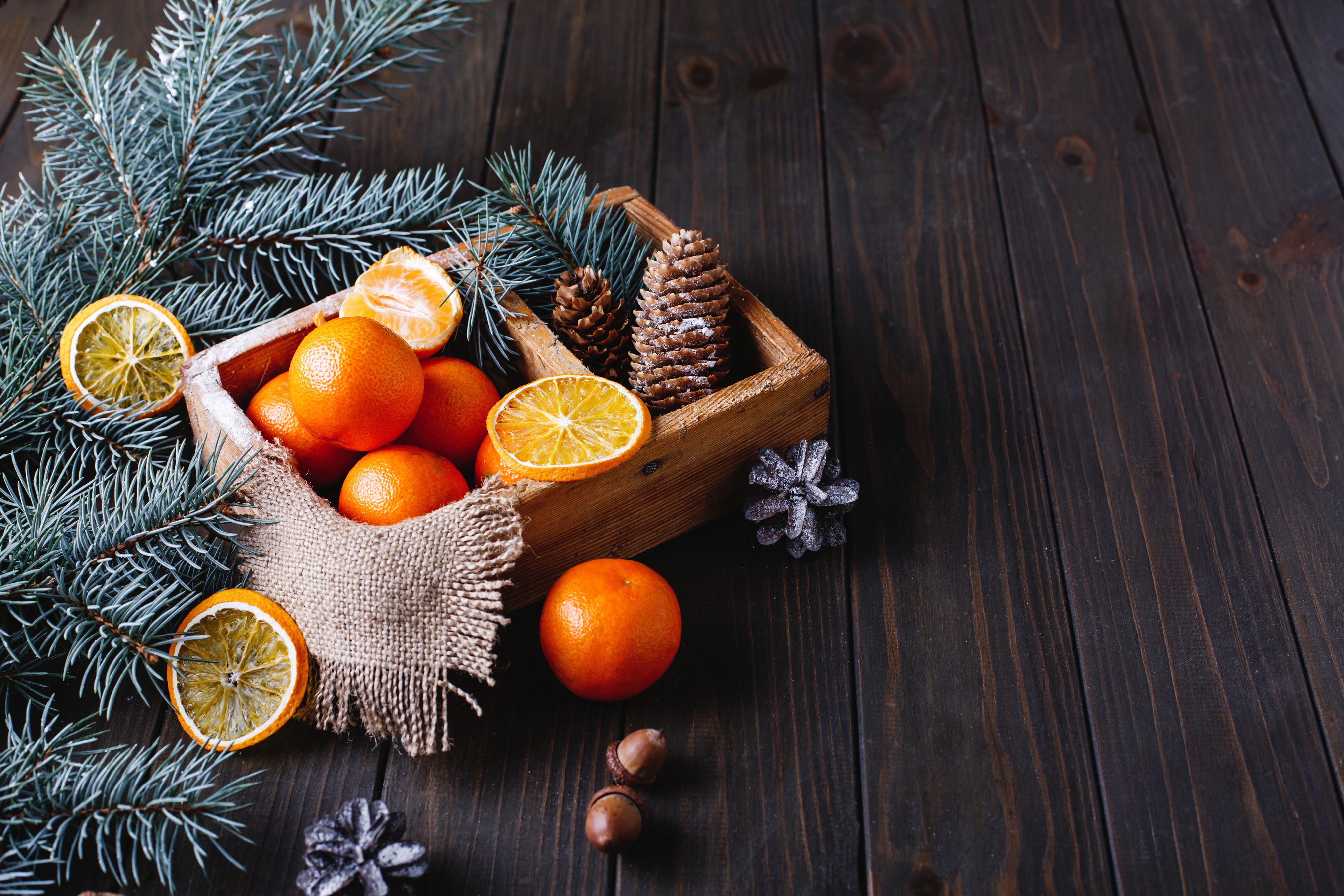 Christmas Mandarins and Pine Cones on Wood HD Wallpaper
