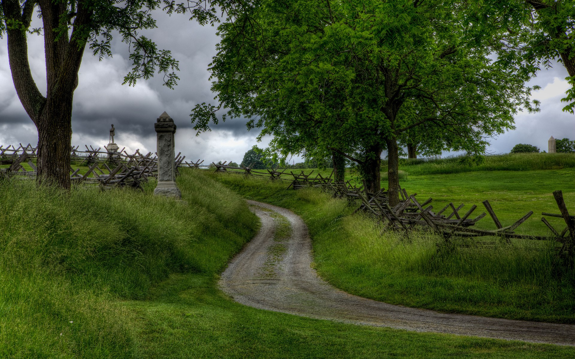 Gettysburg National Military Park battlefield with monuments HD Wallpaper