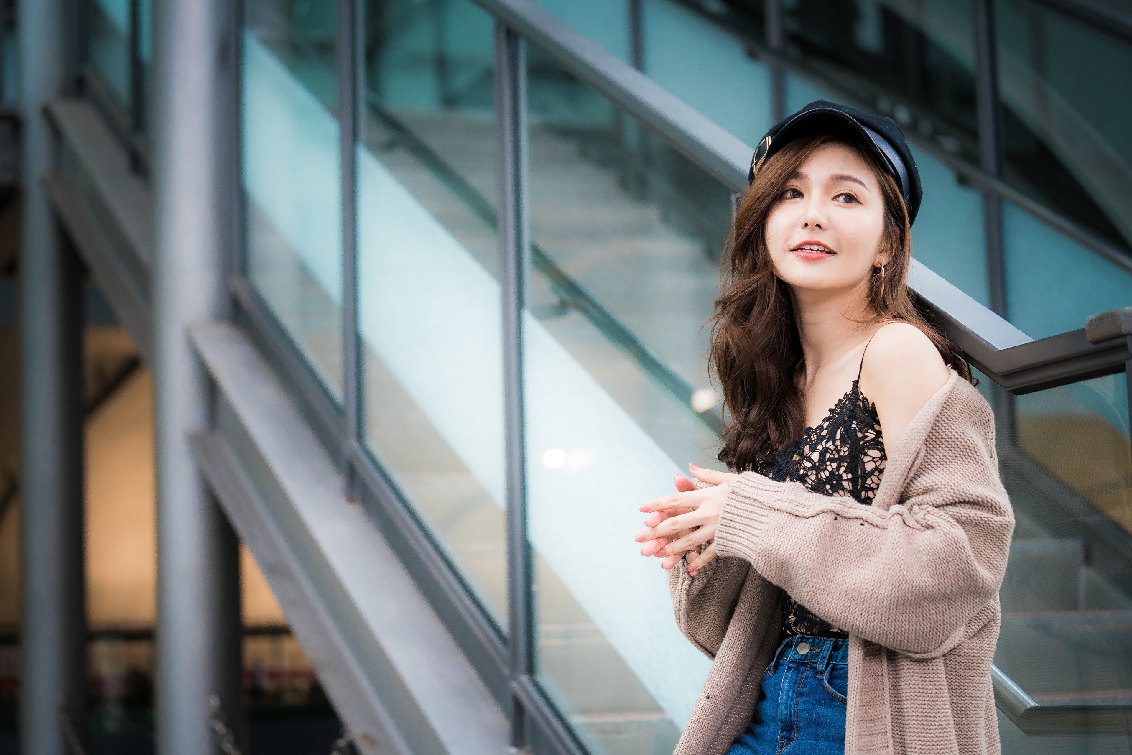 Asian woman with brown hair wearing a sweater and hat HD Wallpaper