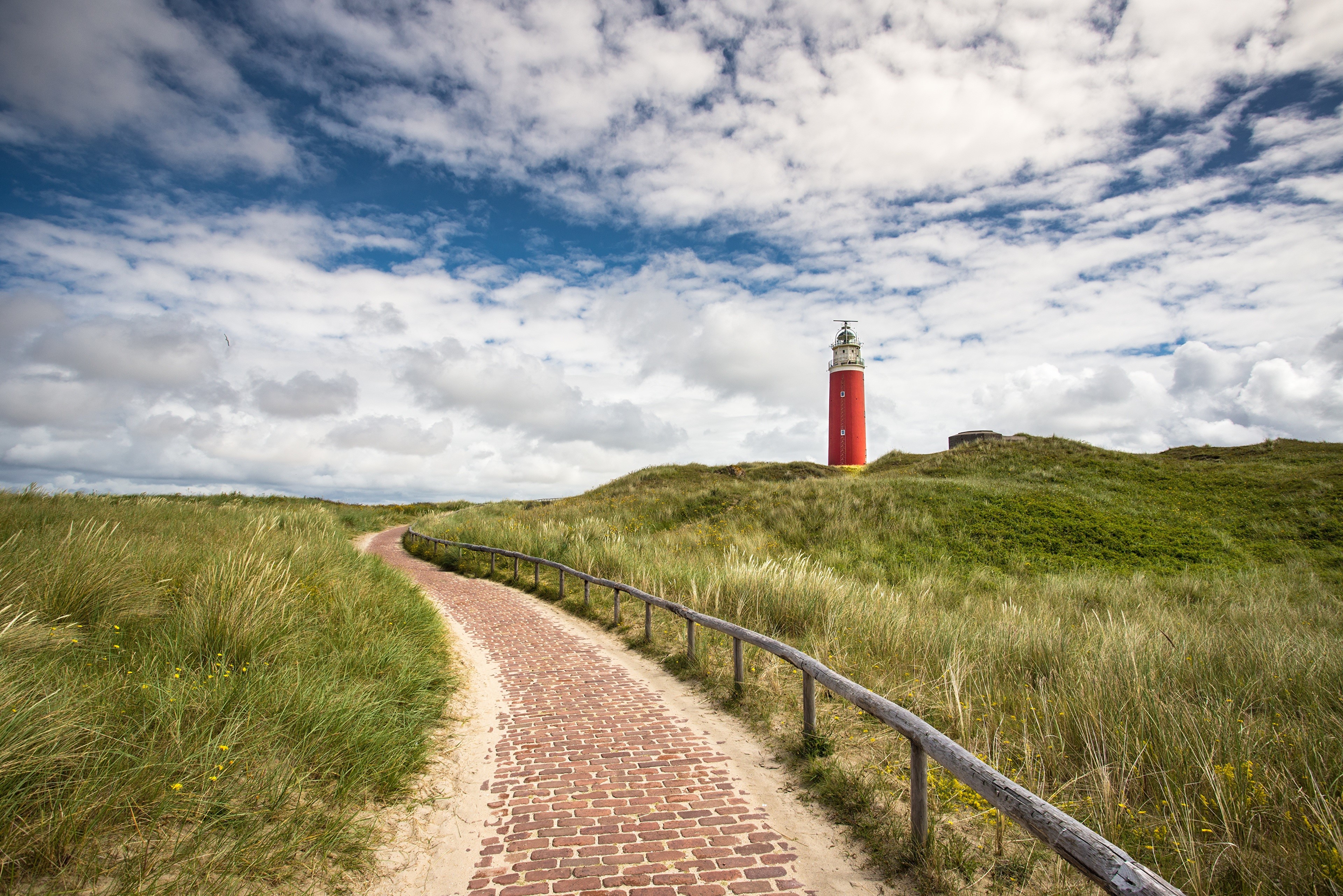 Eierland Lighthouse on Texel island, Netherlands HD Wallpaper