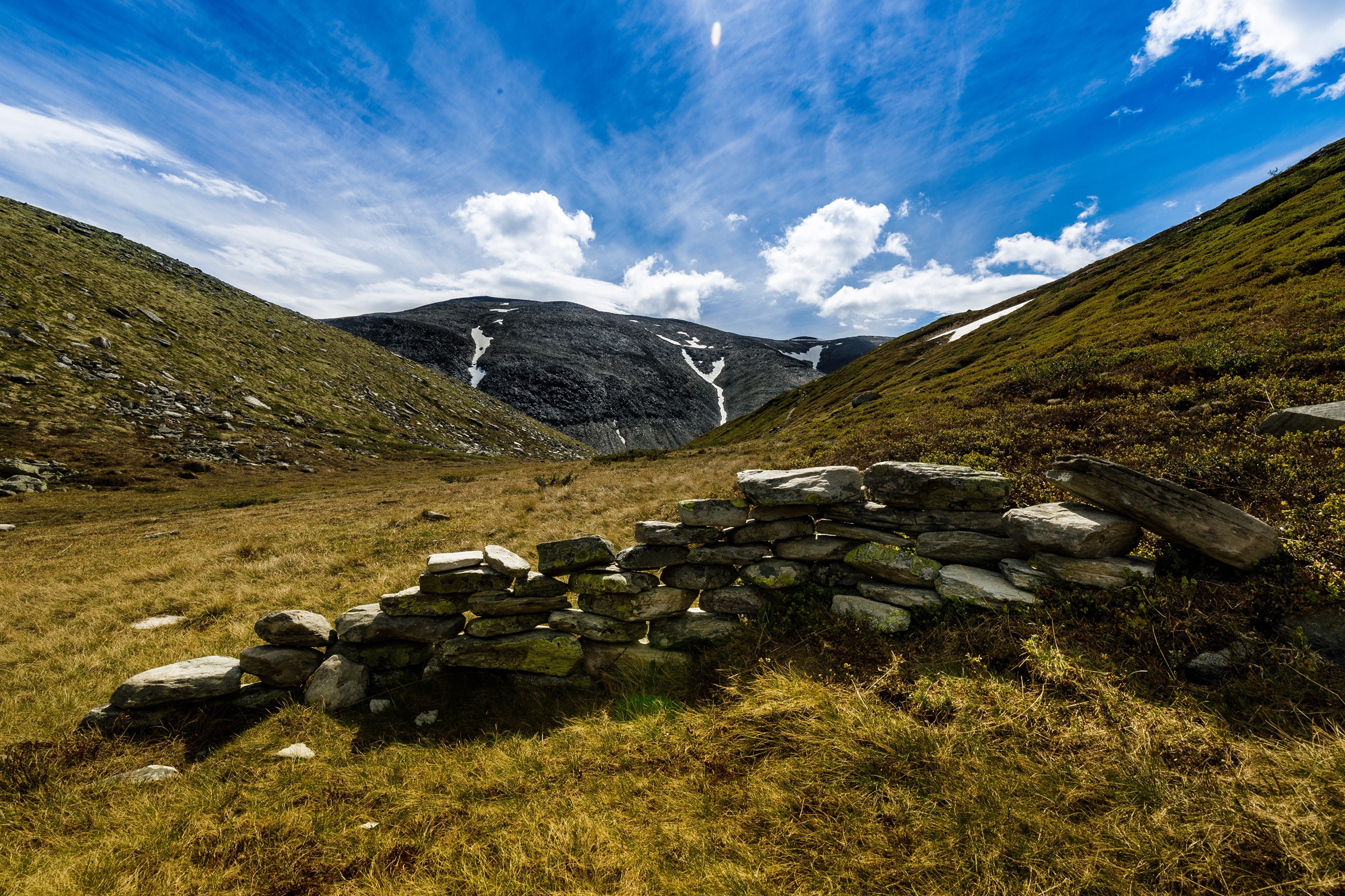 Rondane National Park Mountains with Stone Wall HD Wallpaper