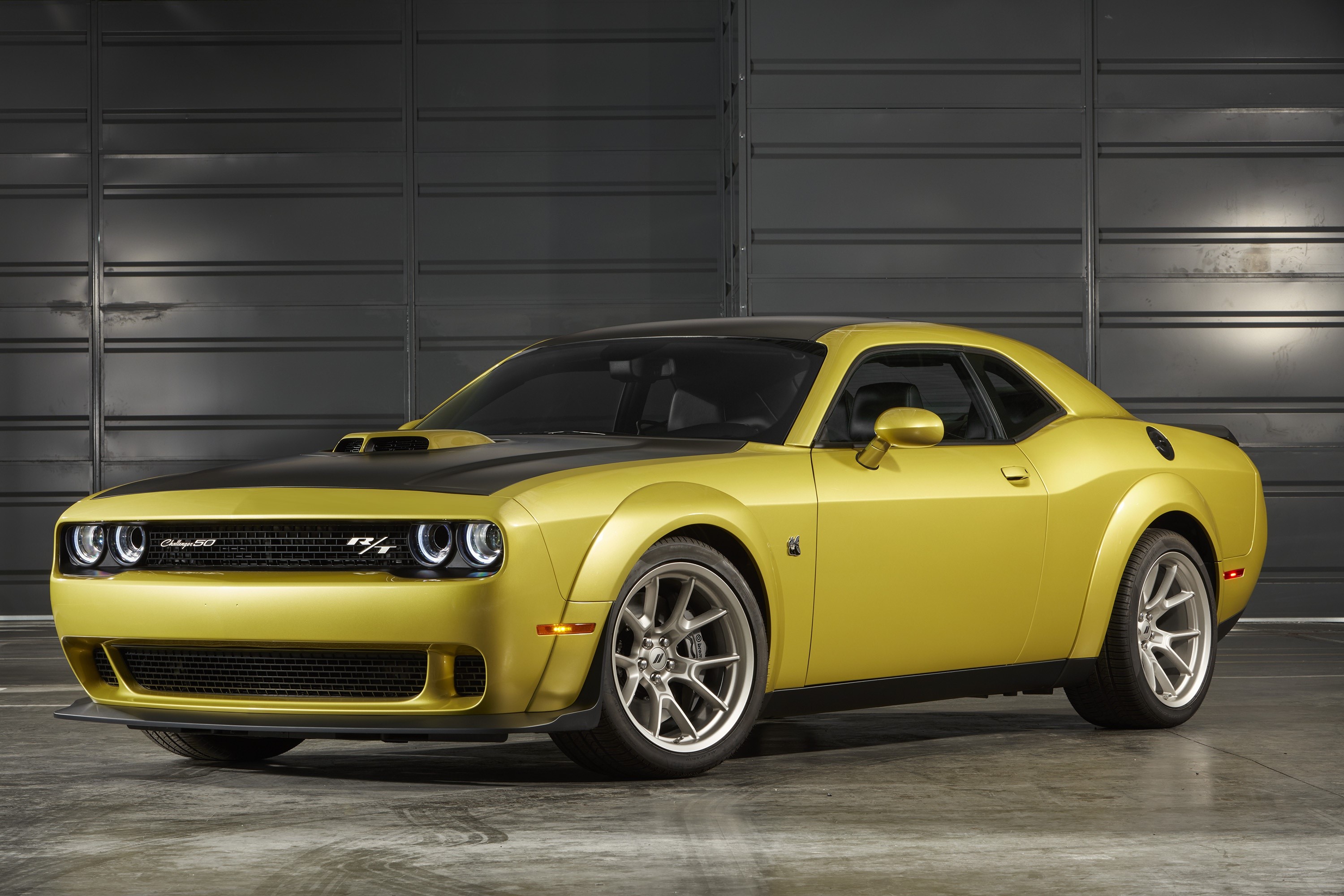 Yellow 2019 Dodge Challenger 50th Anniversary Edition R/T Coupe HD Wallpaper
