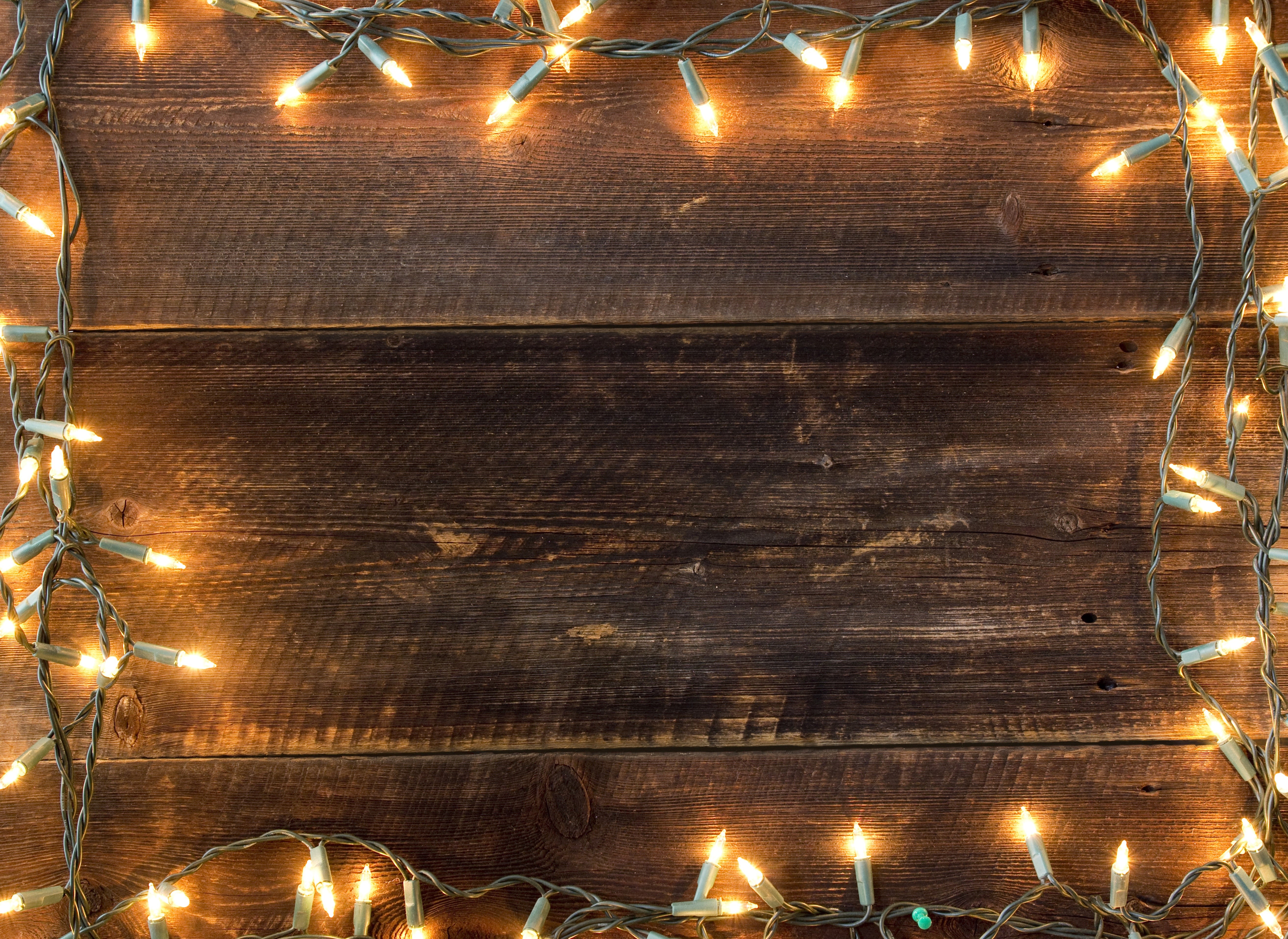 Christmas fairy lights on wood planks HD Wallpaper