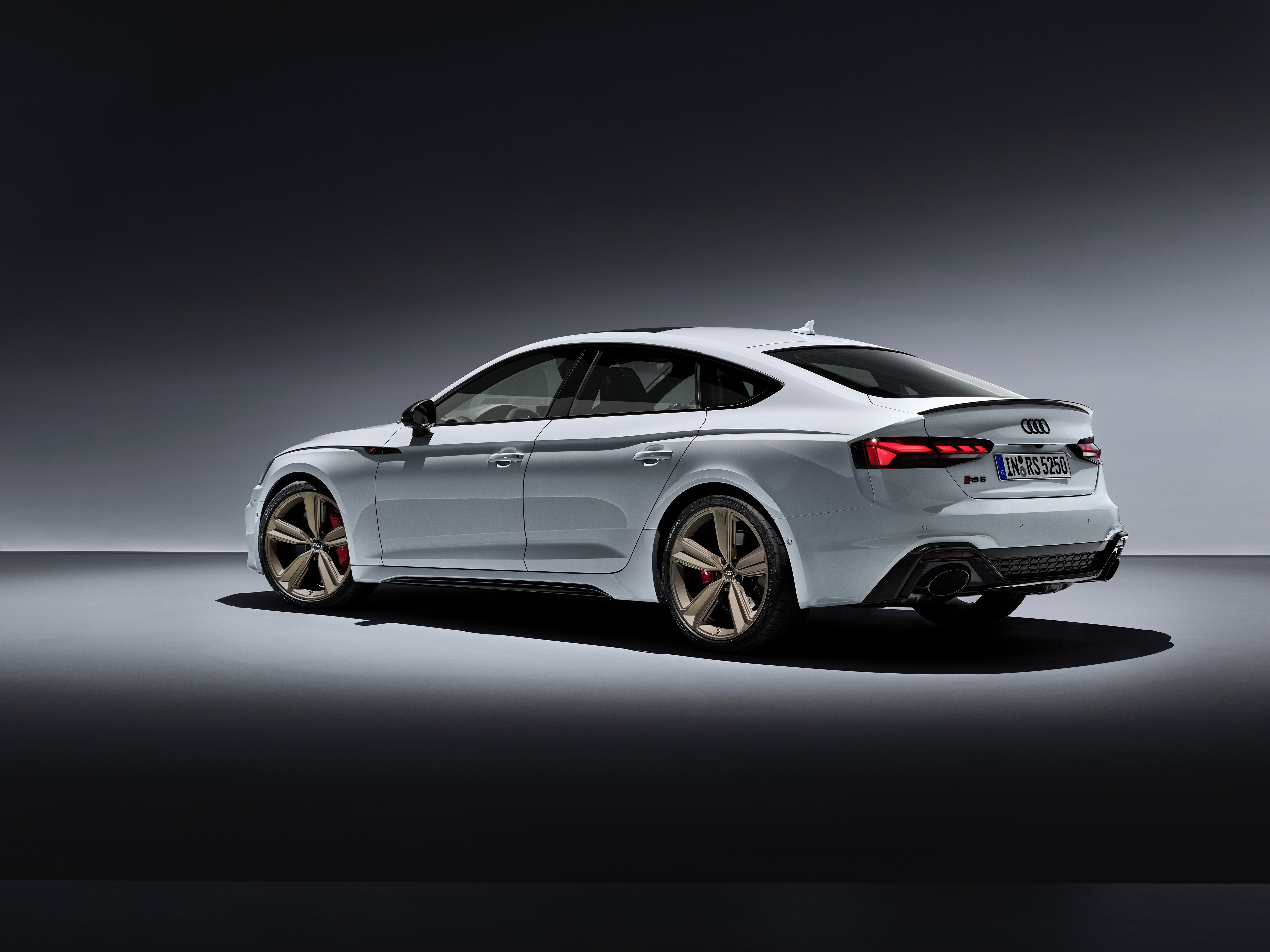 White Audi RS5 Sportback HD Wallpaper