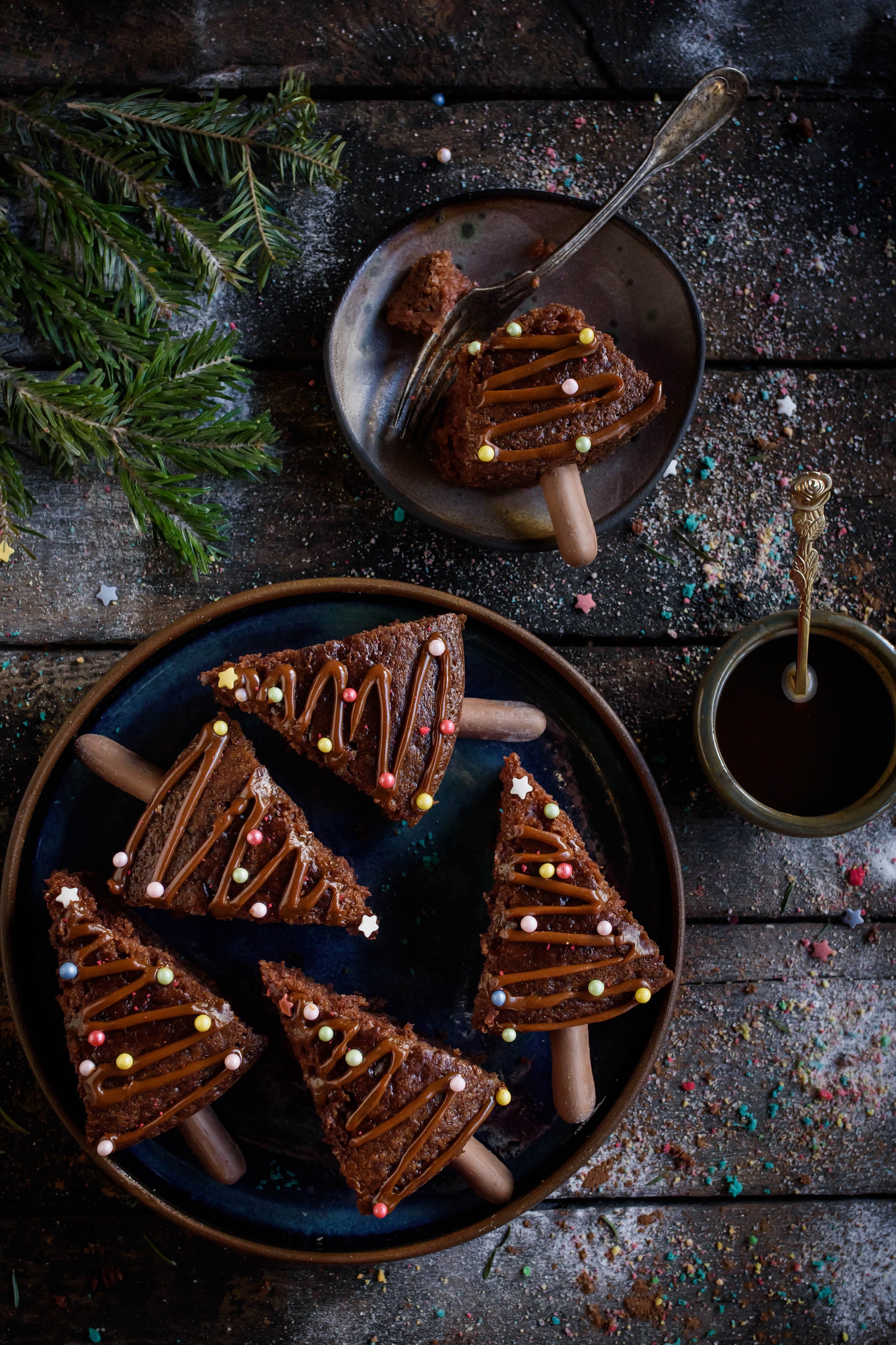 Christmas tree shaped chocolate cakes with sprinkles HD Phone Wallpaper