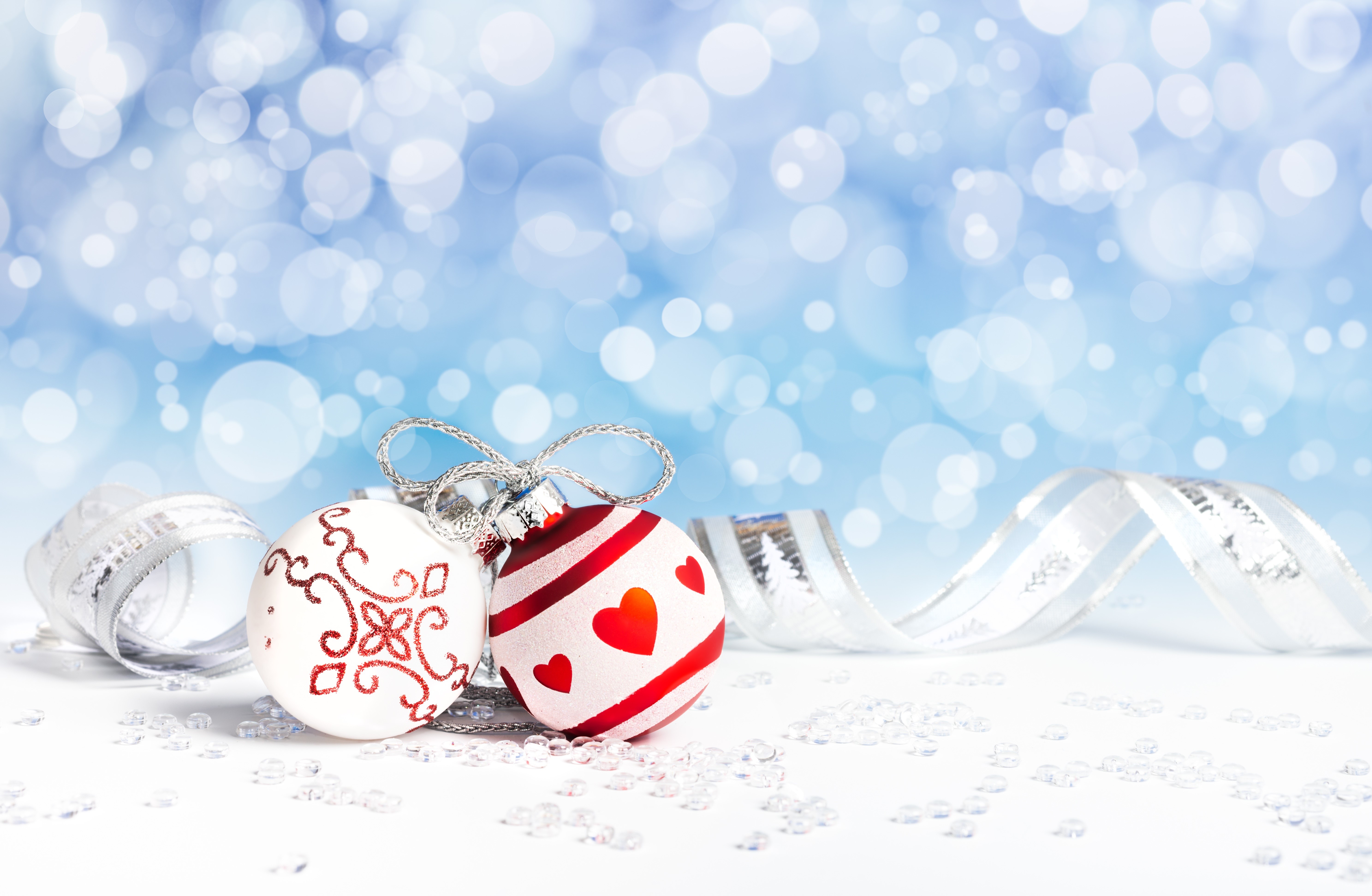 Christmas balls with ribbon and bokeh HD Wallpaper