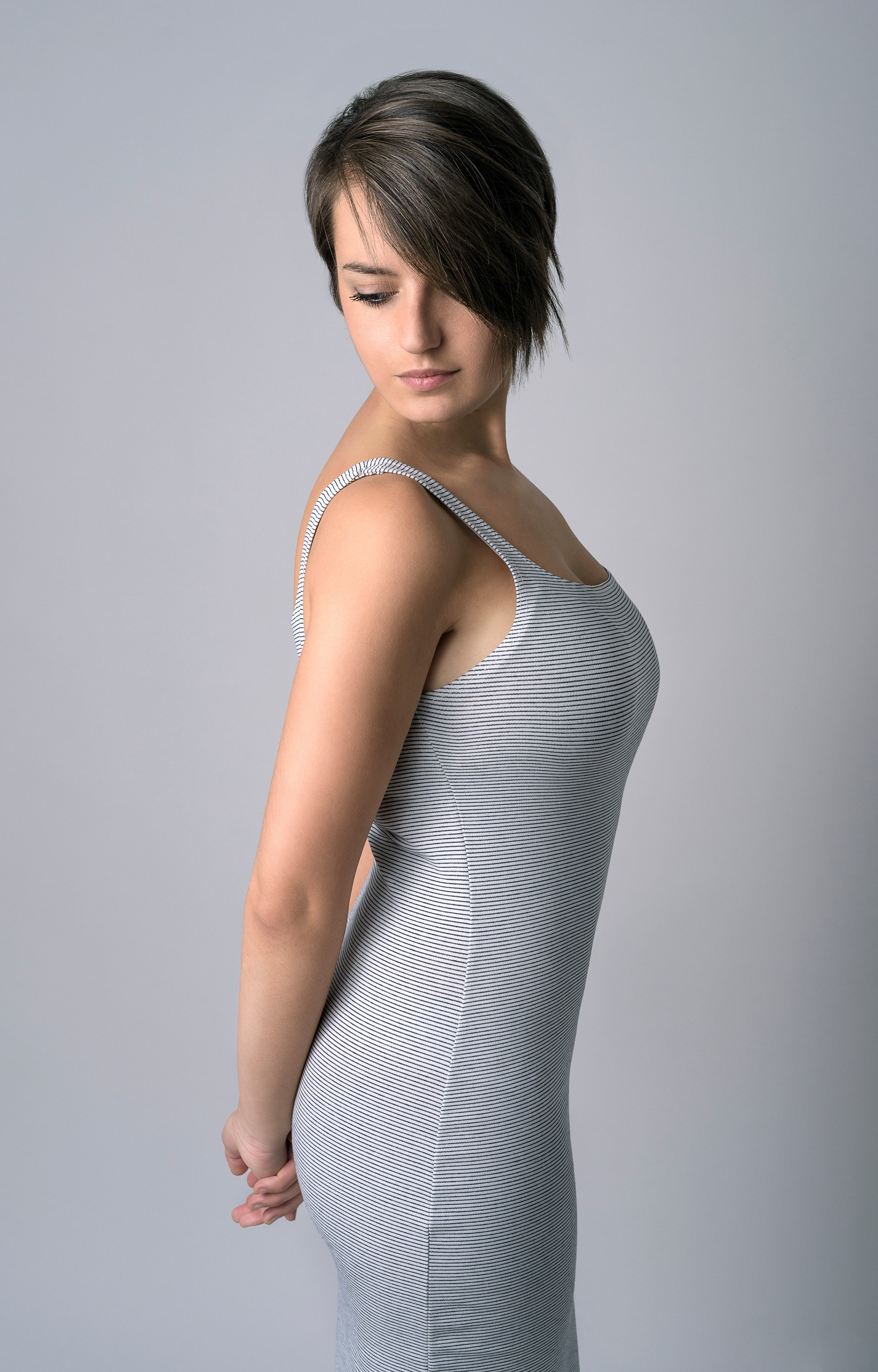 Cristina Duro in a striped dress HD Phone Wallpaper