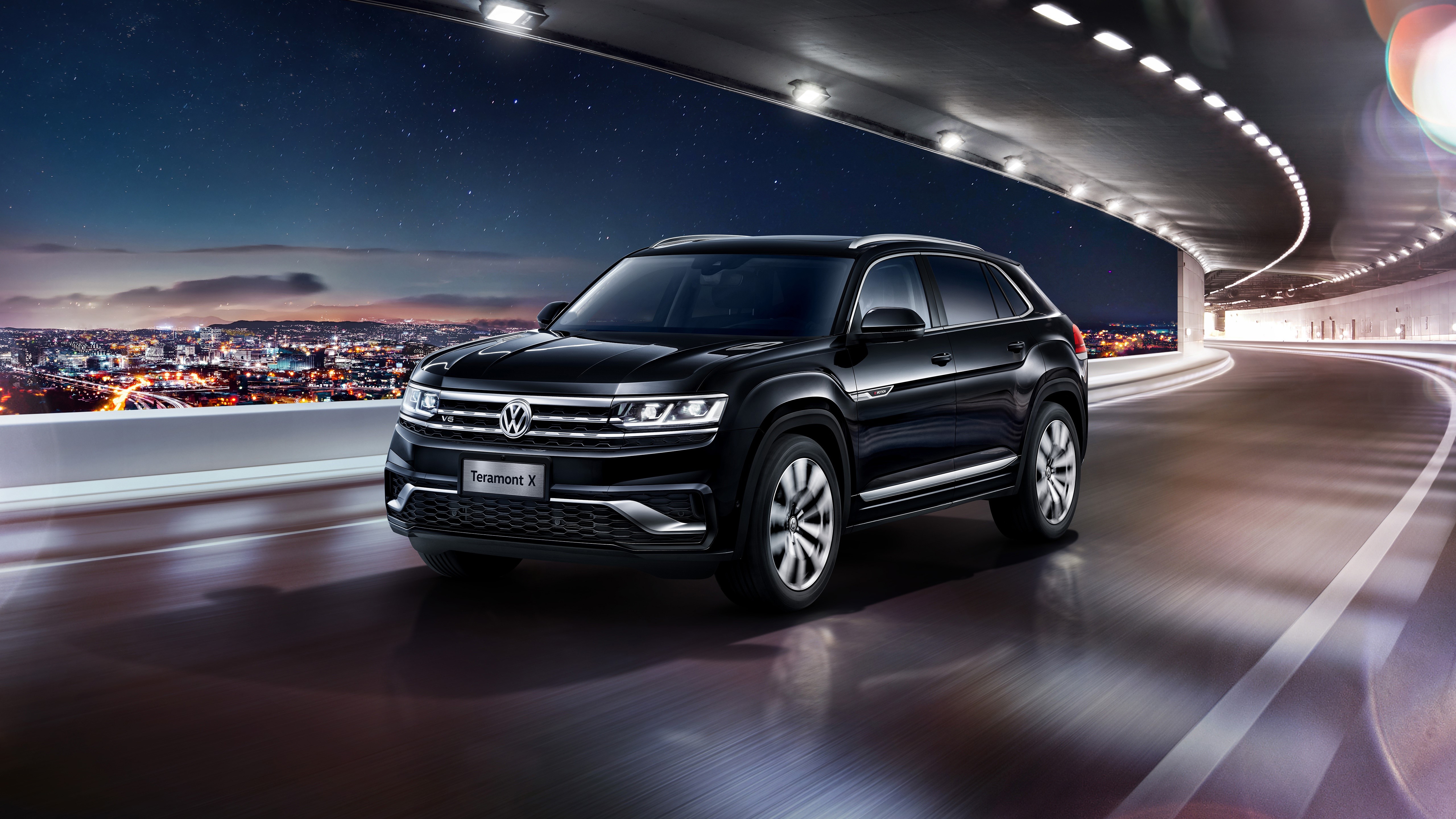 Volkswagen Teramont X Crossover in Motion HD Wallpaper