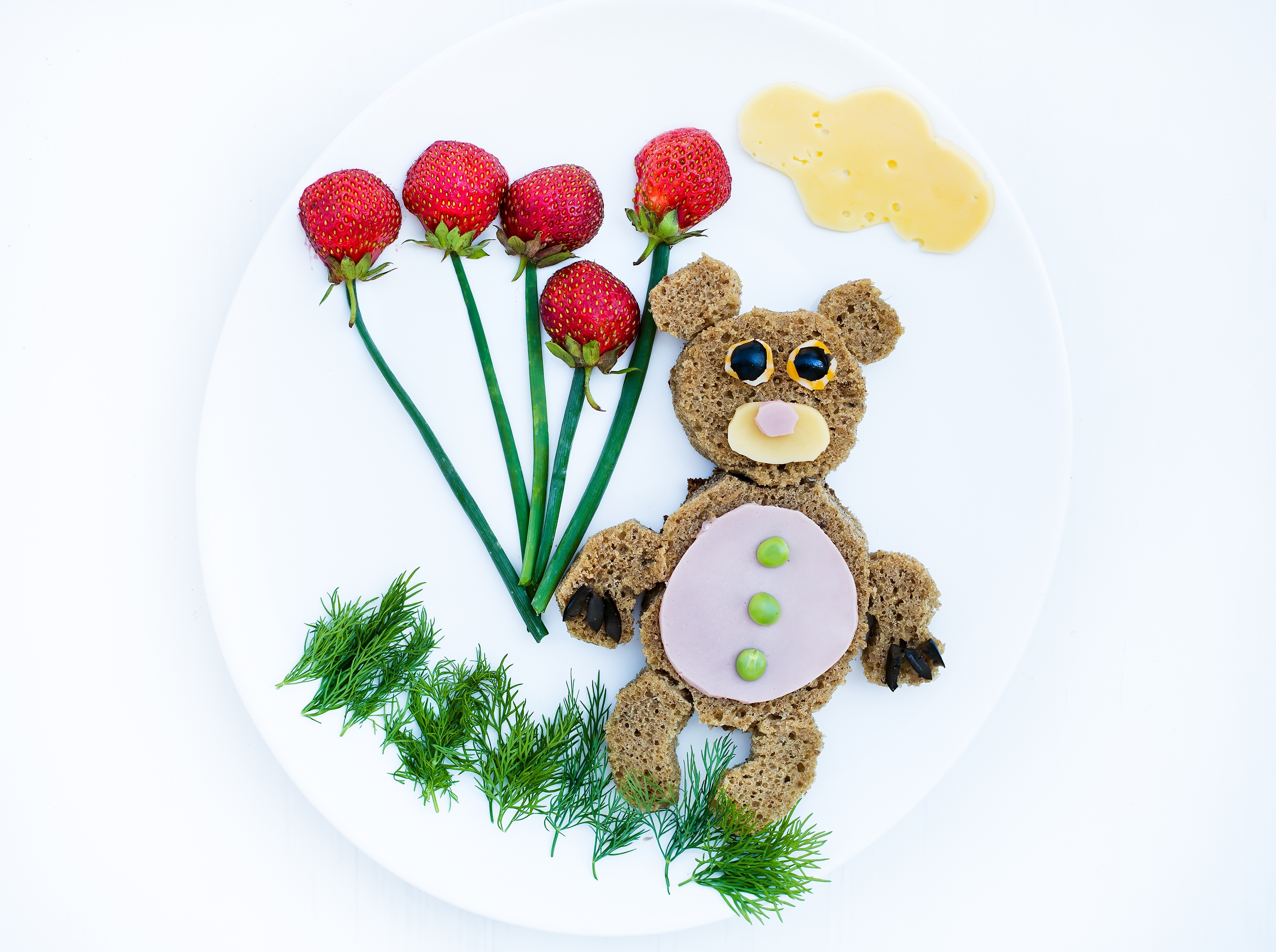 Teddy Bear made of bread with strawberries and dill HD Wallpaper