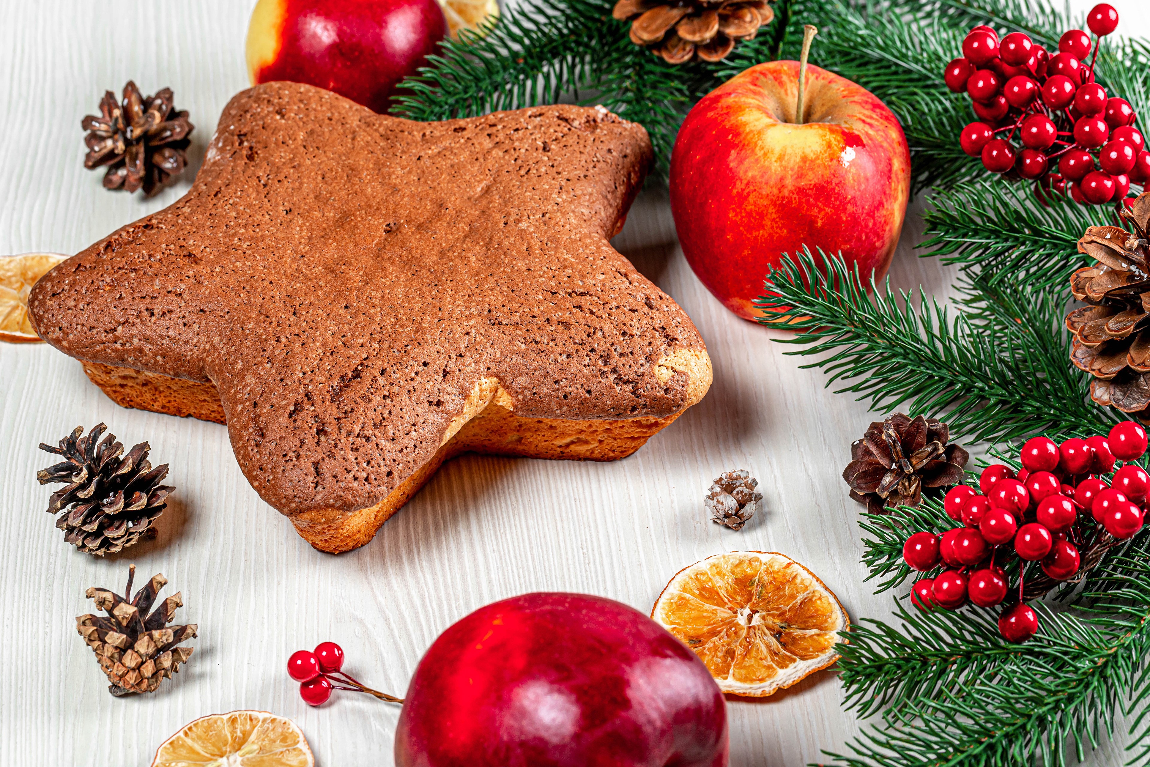 Christmas Star Cake with Apples and Pine Cones HD Wallpaper