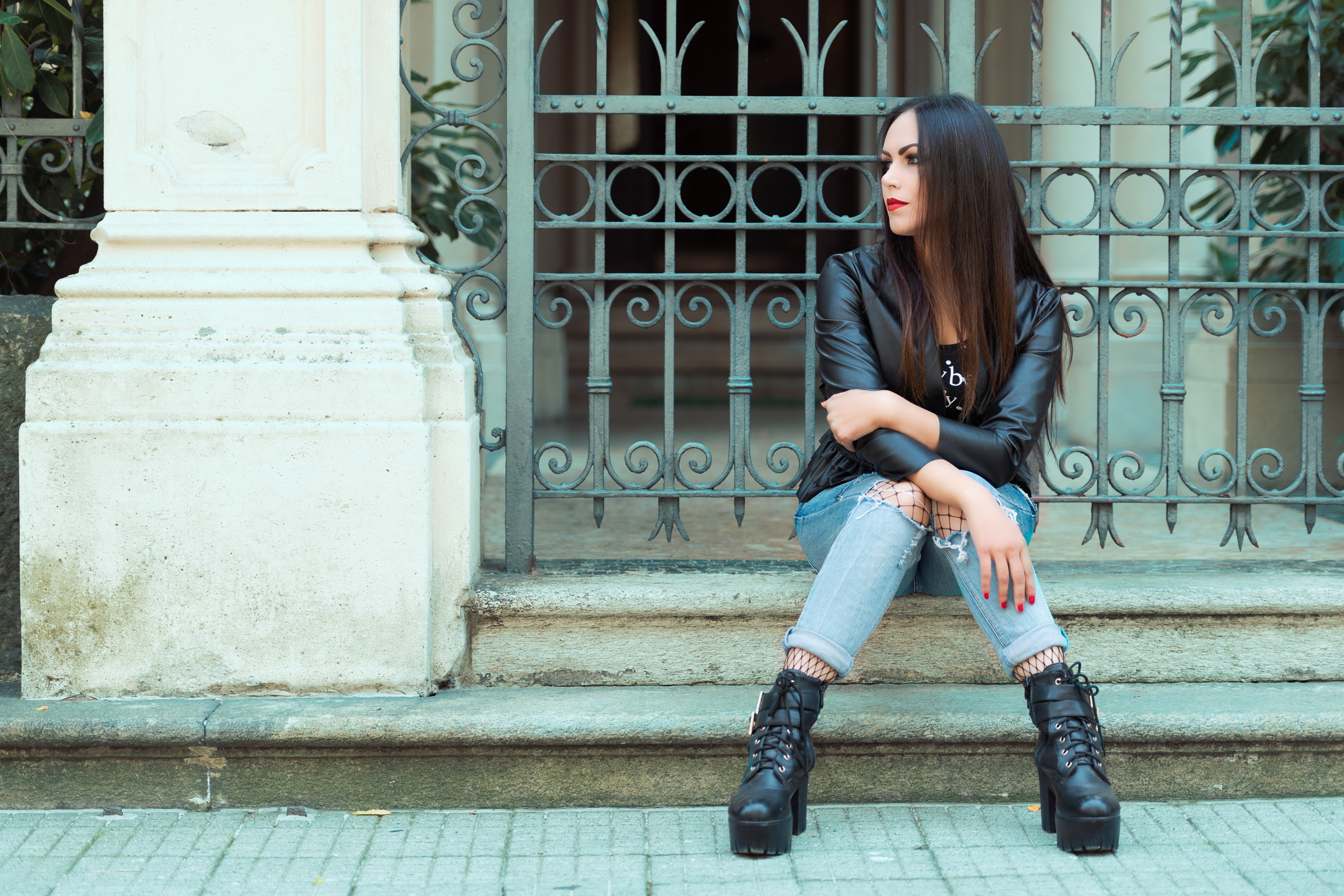 Valentina sitting in jeans and jacket HD Wallpaper