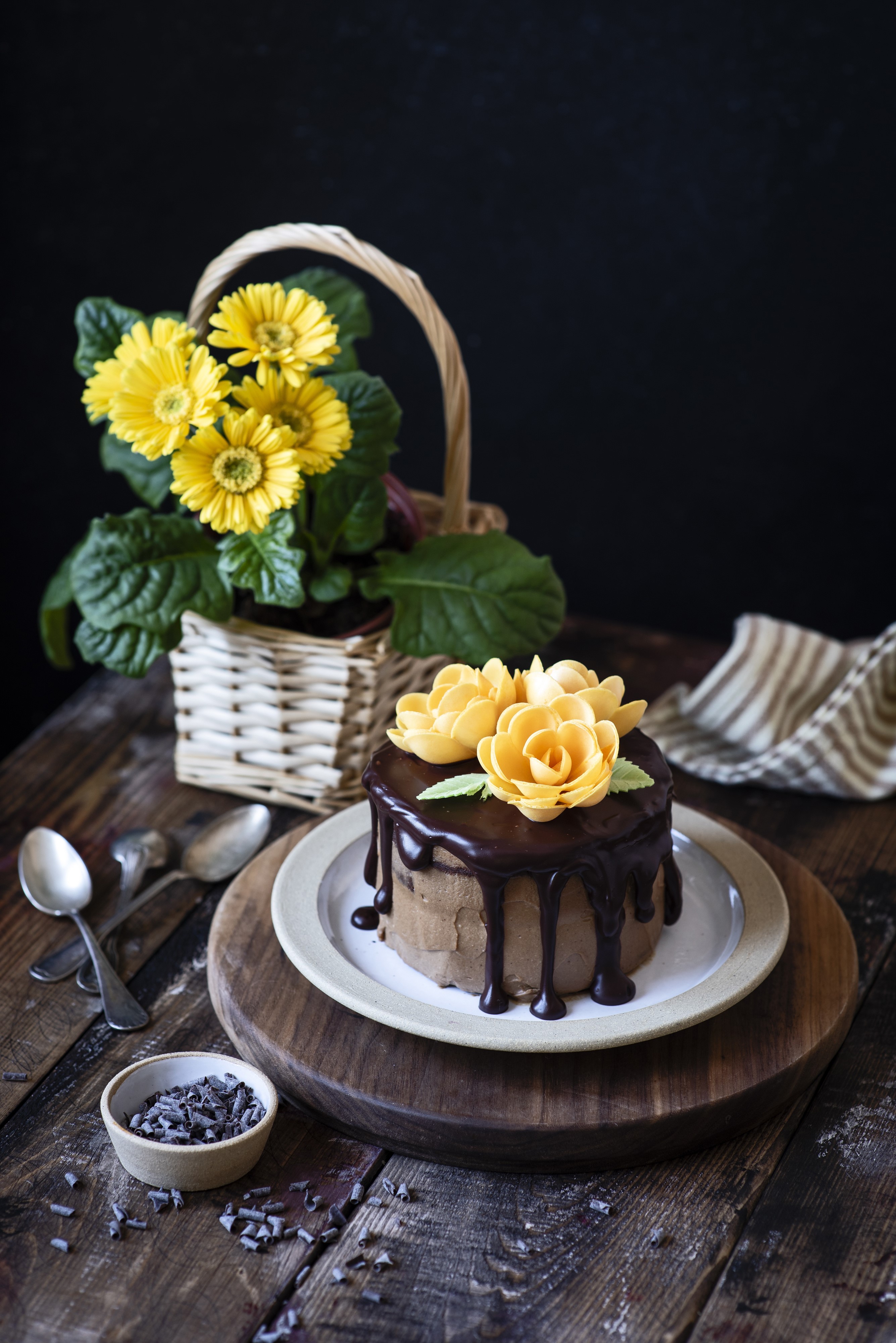 Chocolate cake with yellow flowers and gerberas HD Phone Wallpaper