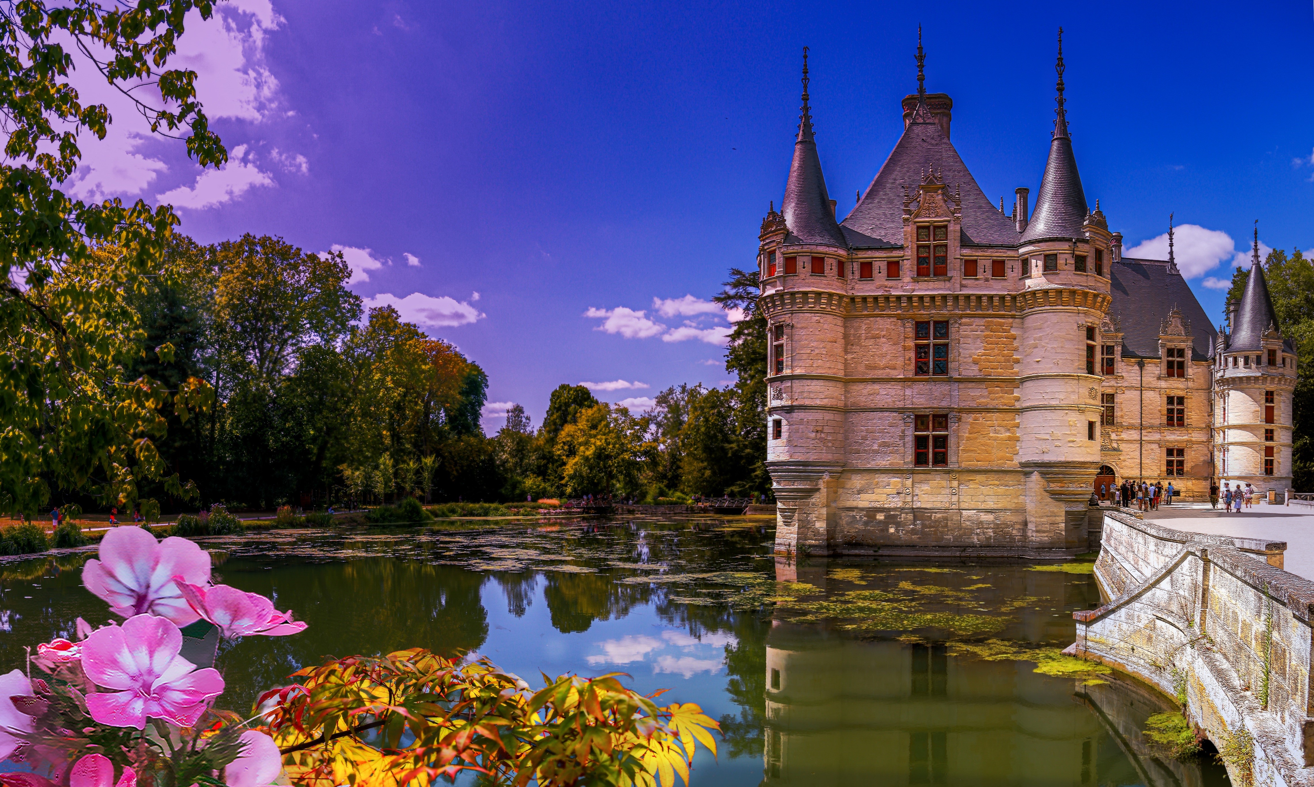 Chateau de Brissac, France HD Wallpaper
