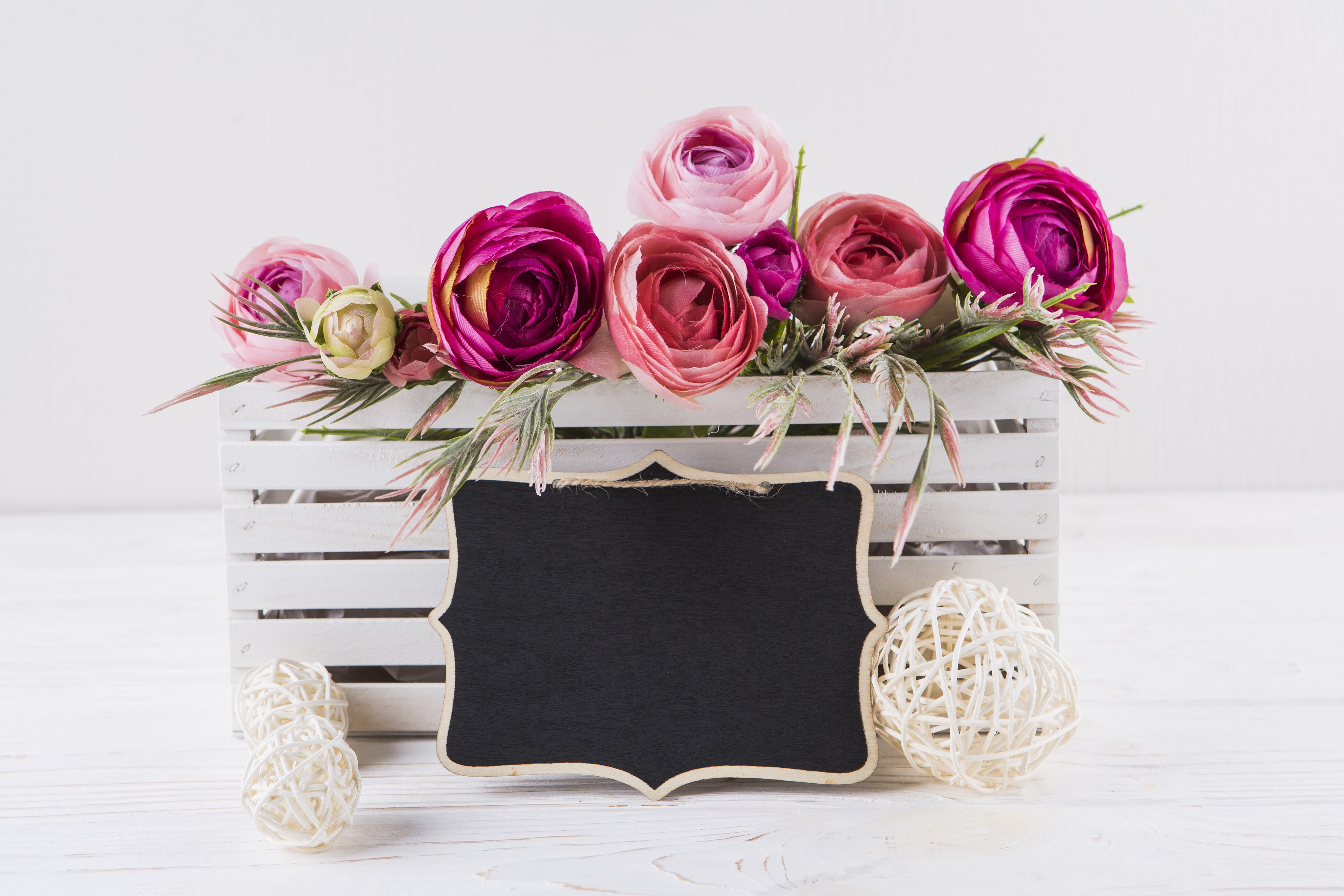Roses in a wooden crate with a chalkboard HD Wallpaper