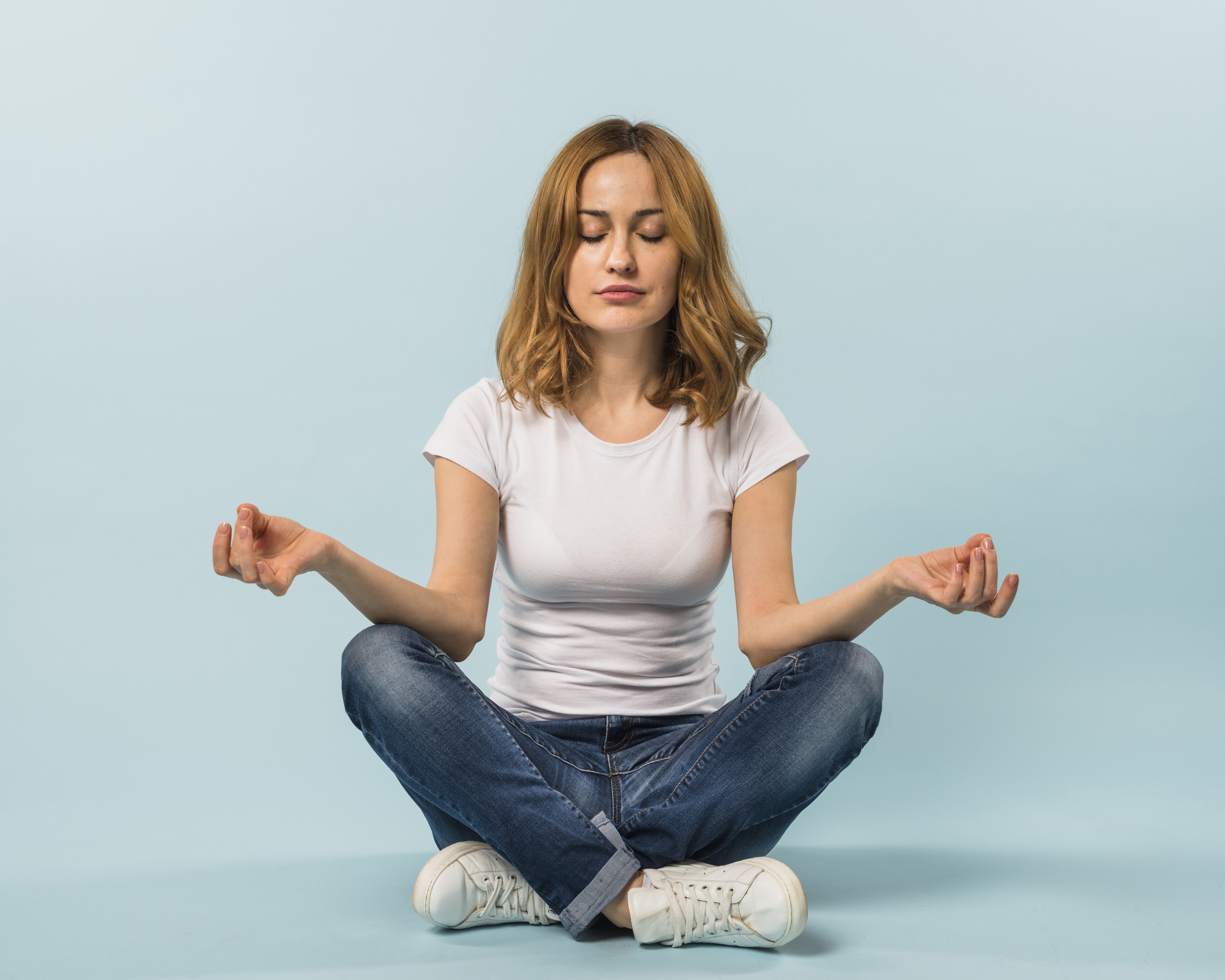 Woman in Lotus Position Meditating HD Wallpaper