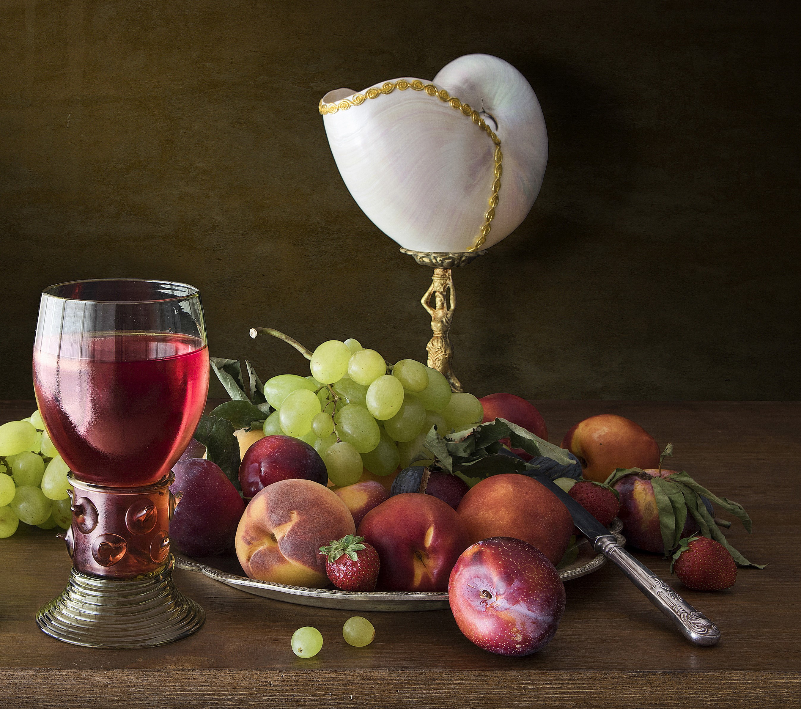Still-life with wine and fruit HD Wallpaper