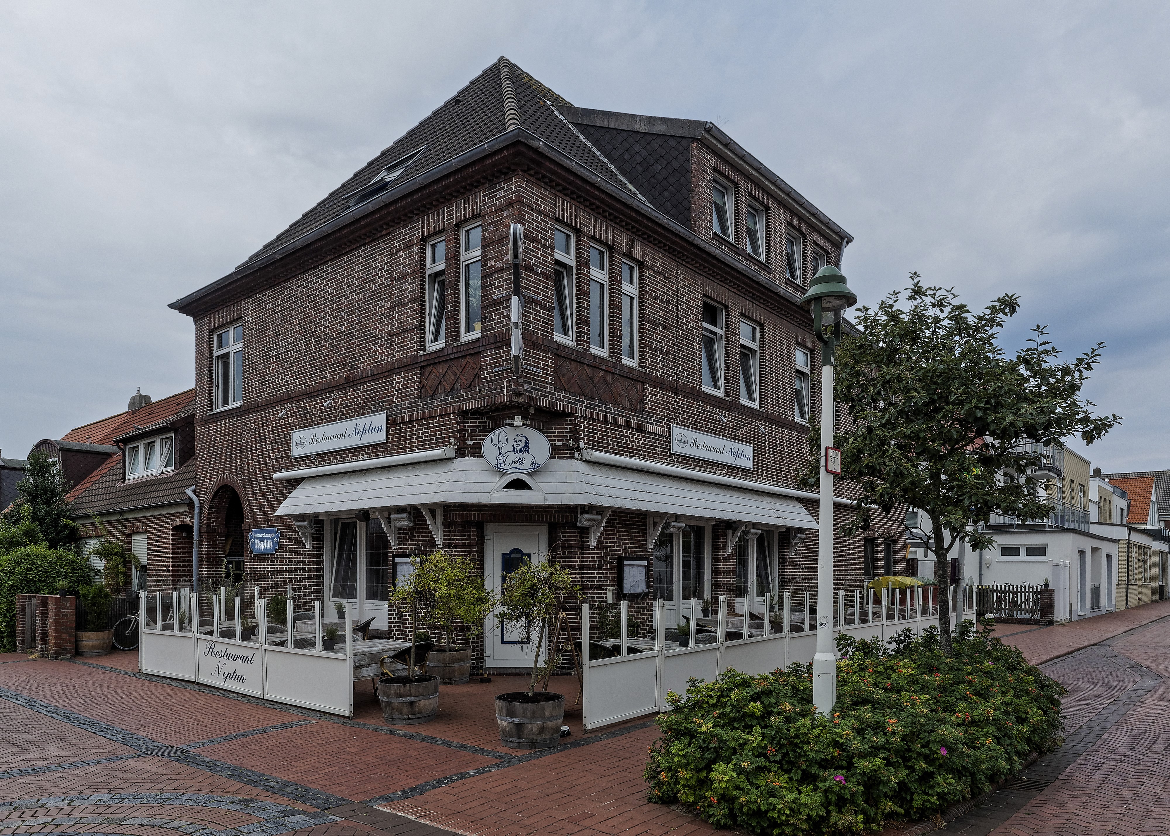 Restaurant Neptun on Norderney, Germany HD Wallpaper