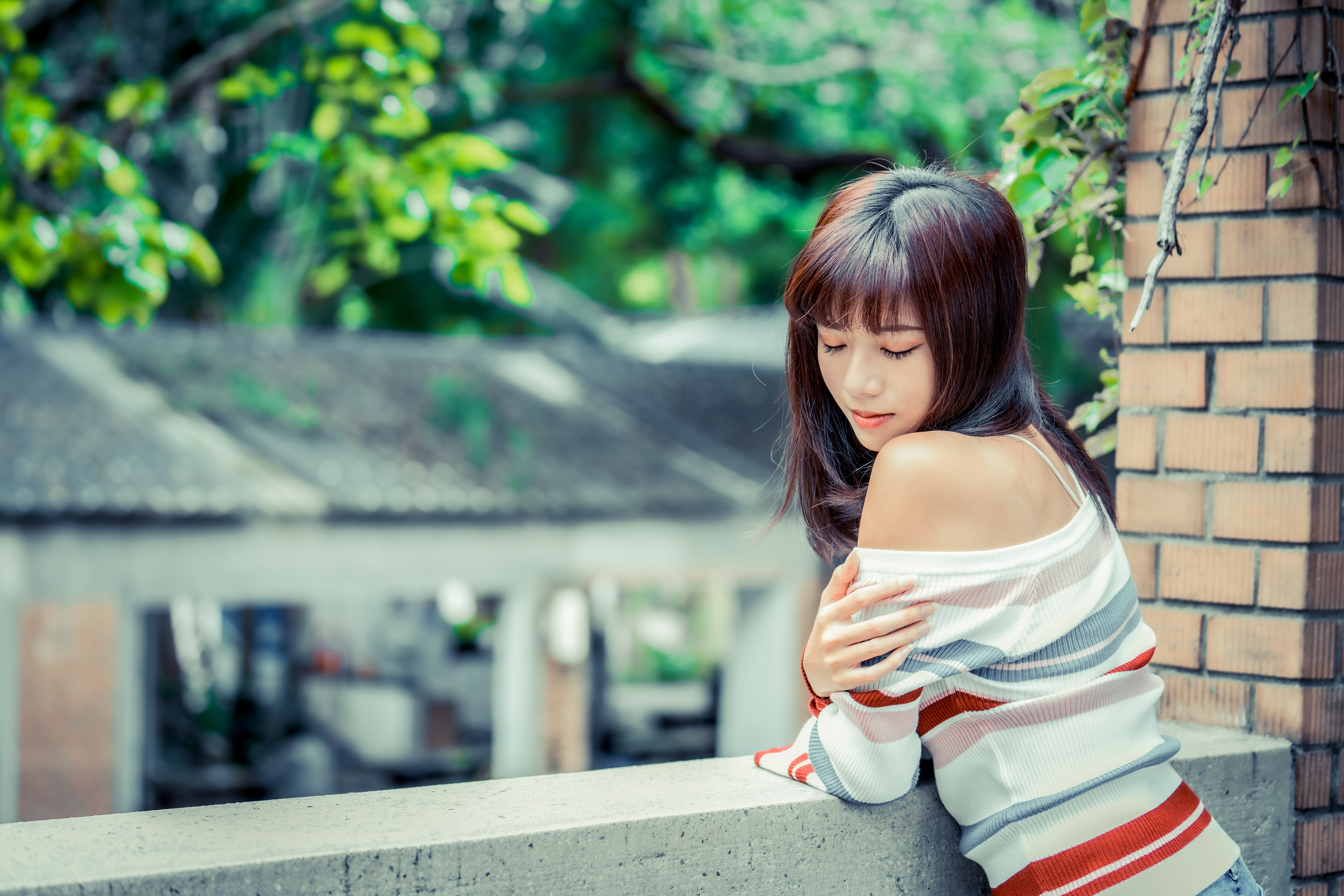 Asian woman with brown hair wearing a striped off-the-shoulder top HD Wallpaper