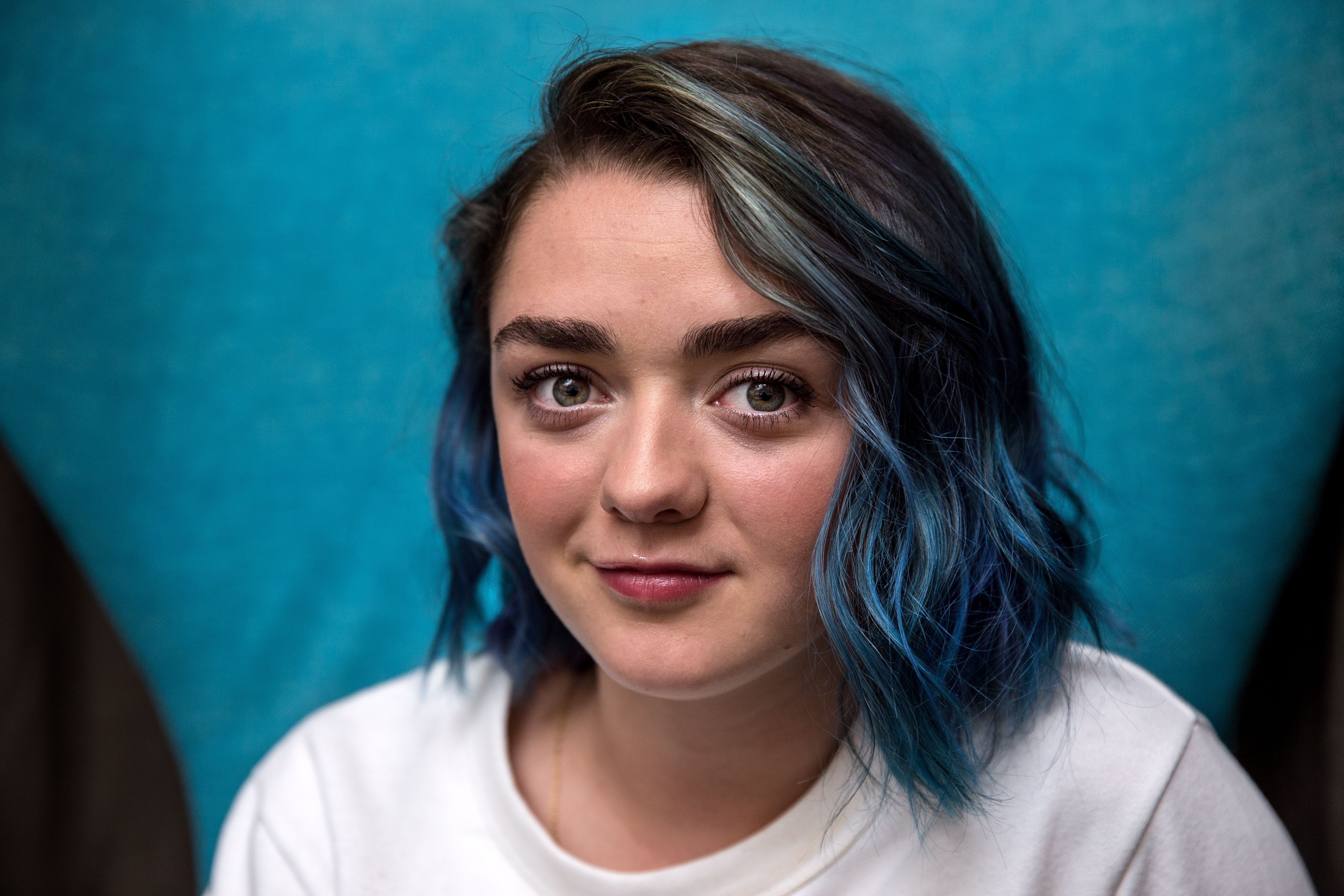 Maisie Williams HD Wallpaper