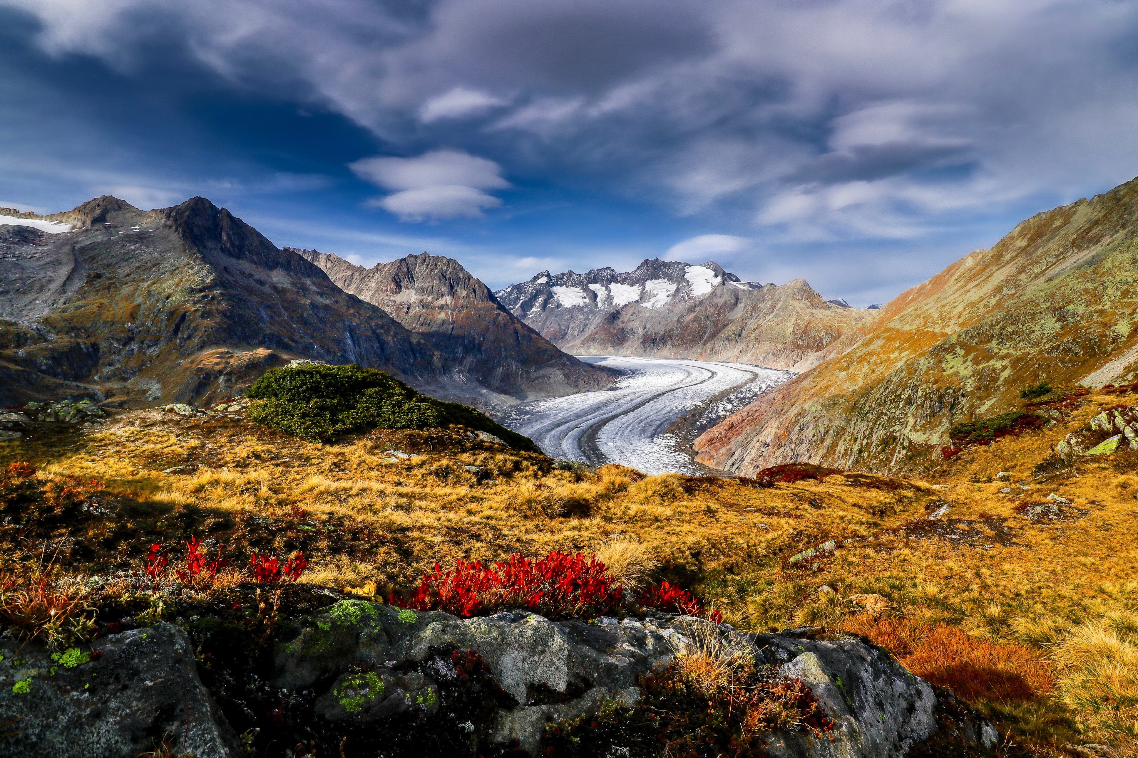4K Aletsch Glacier Mountains in Switzerland HD Wallpaper