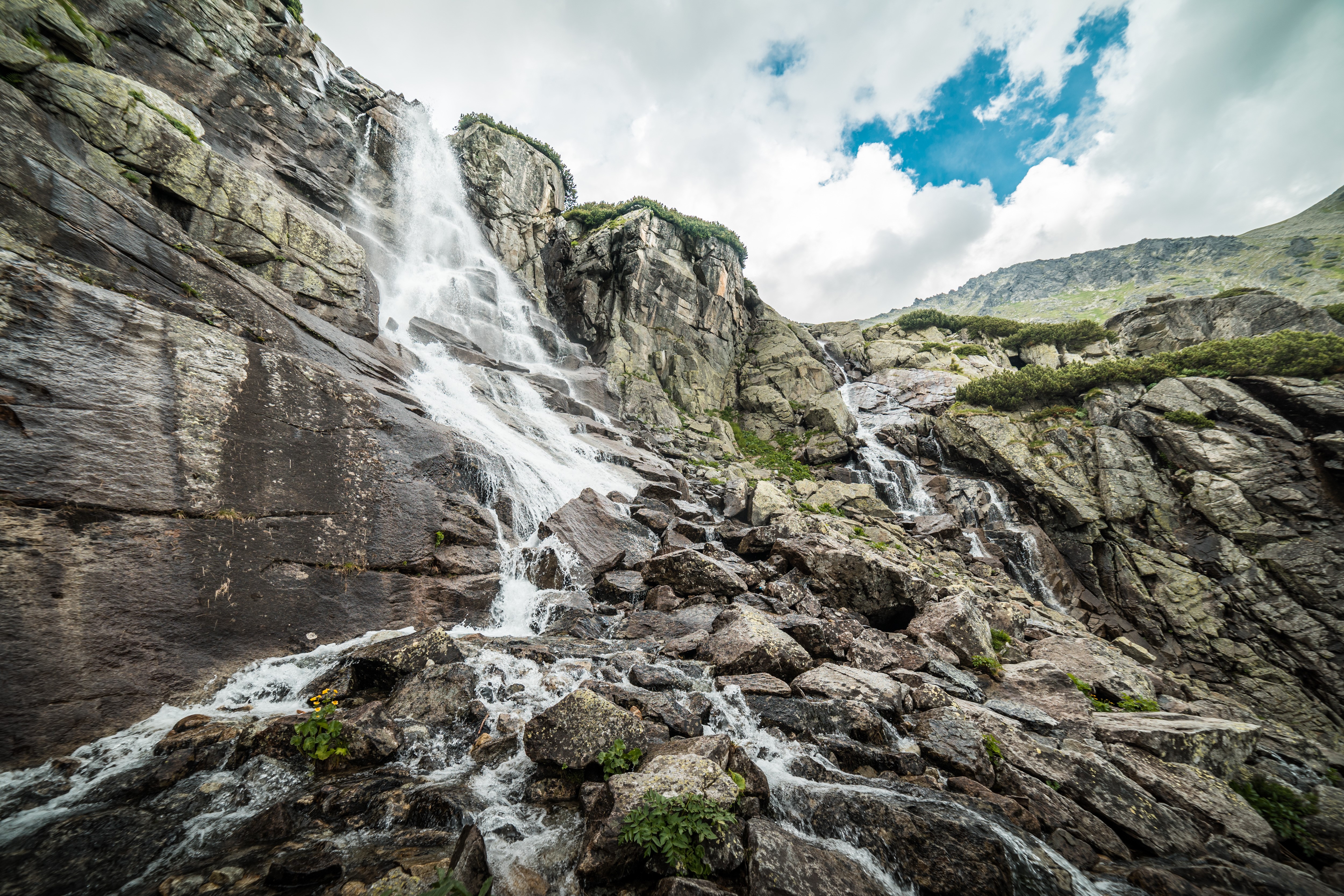Waterfall Skok in Tatra Mountains, Slovakia HD Wallpaper