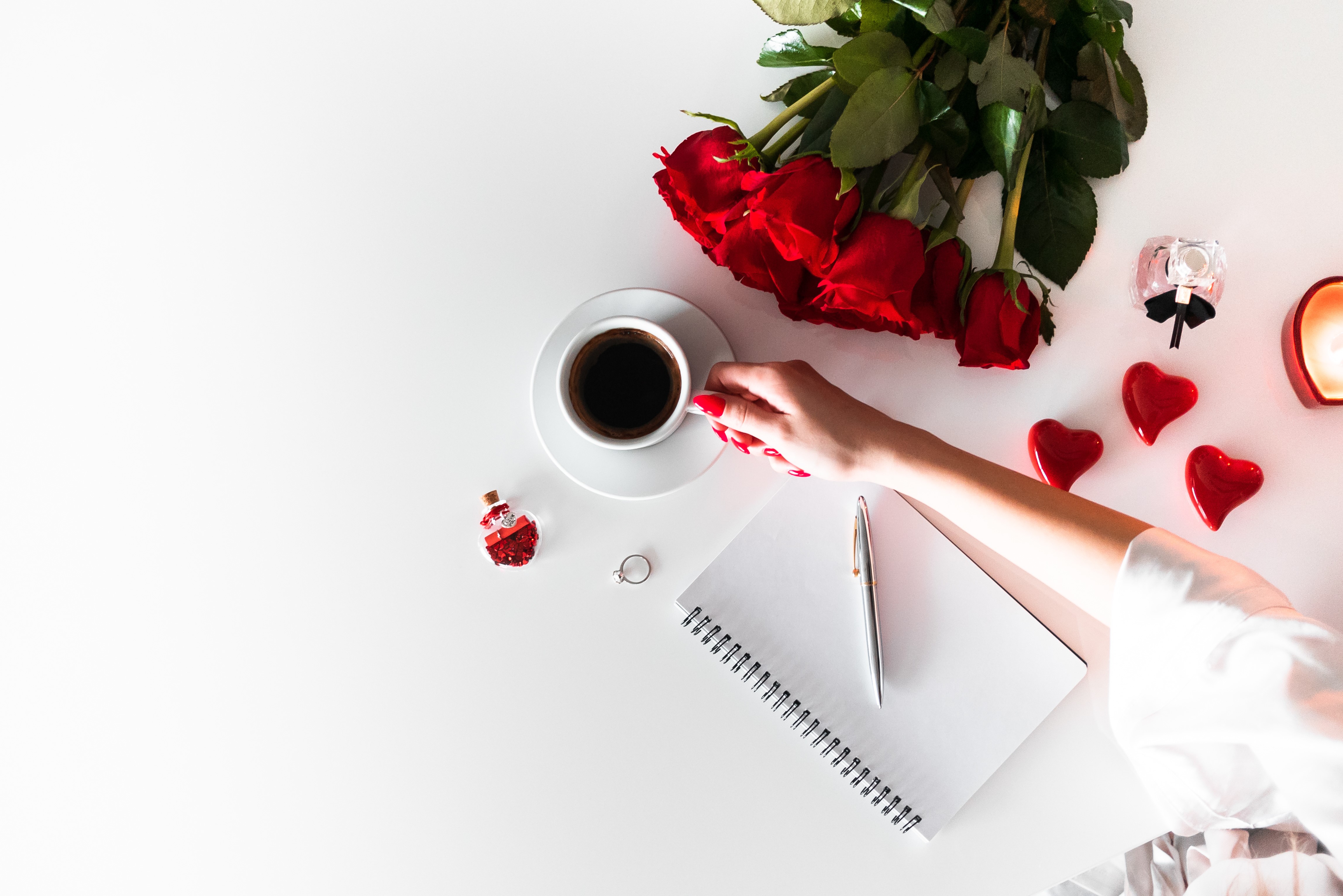 Valentine's Day flat lay with roses and coffee HD Wallpaper