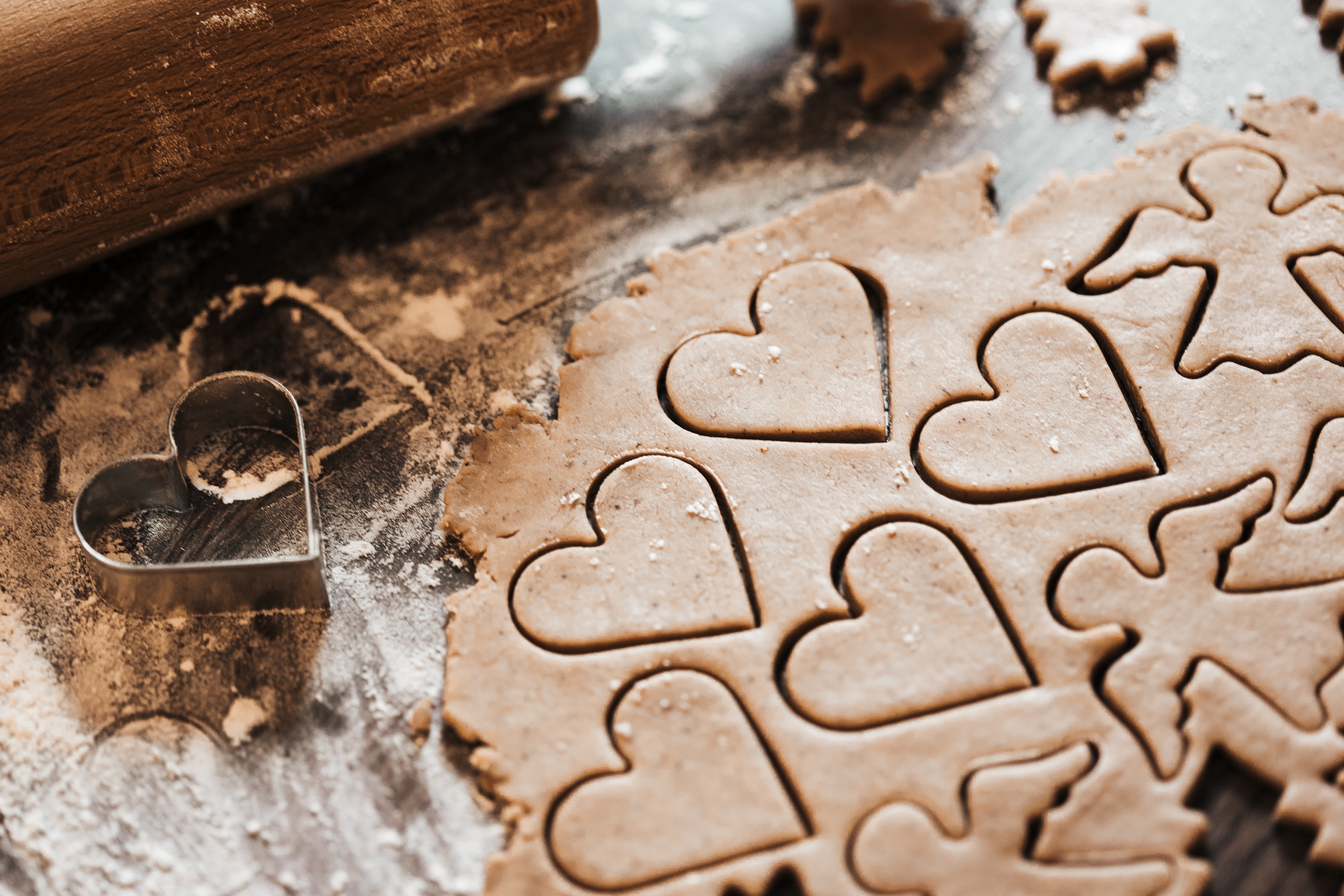 Cookie dough with heart and angel shapes HD Wallpaper