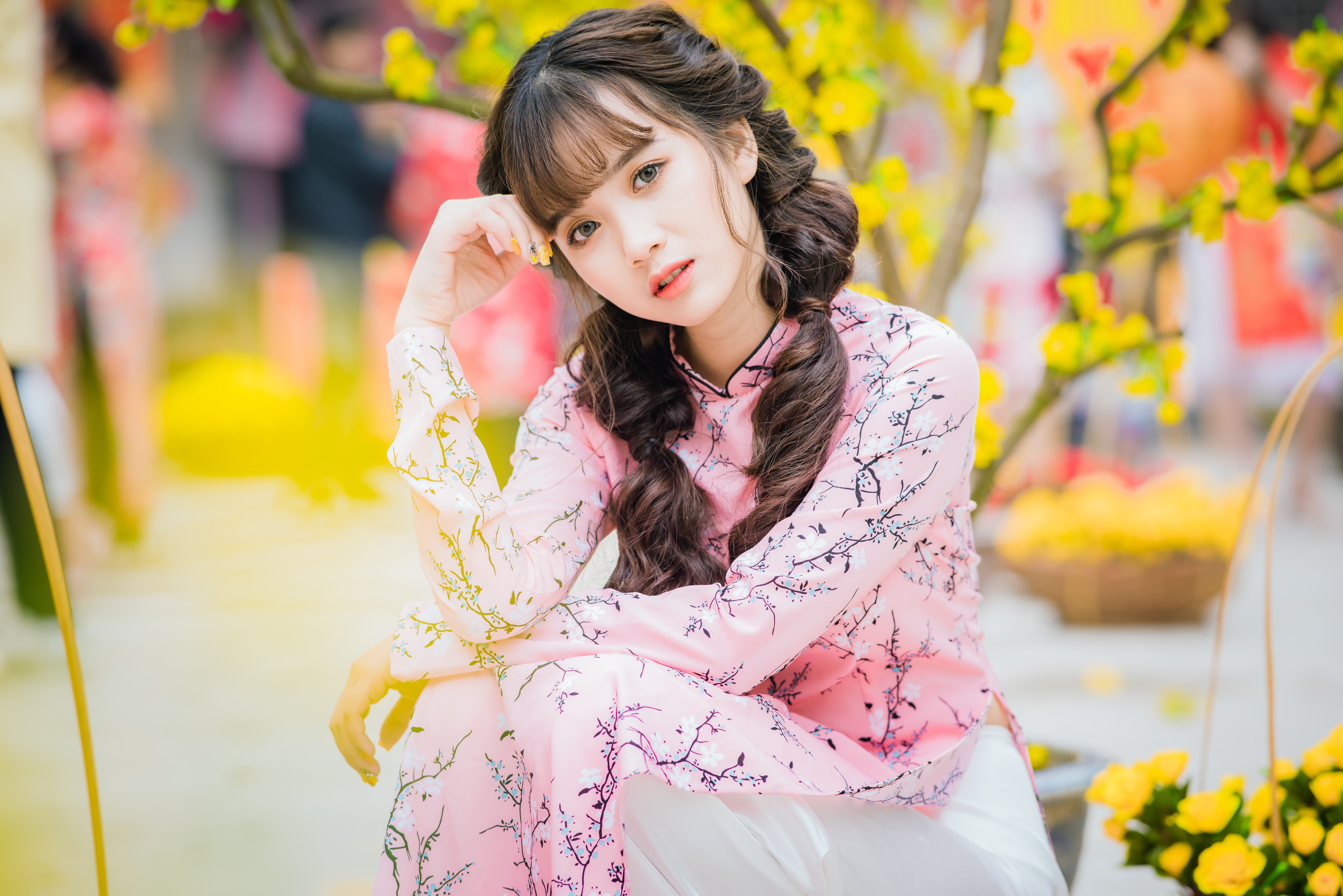 4K Asian Woman in Pink Traditional Dress HD Wallpaper